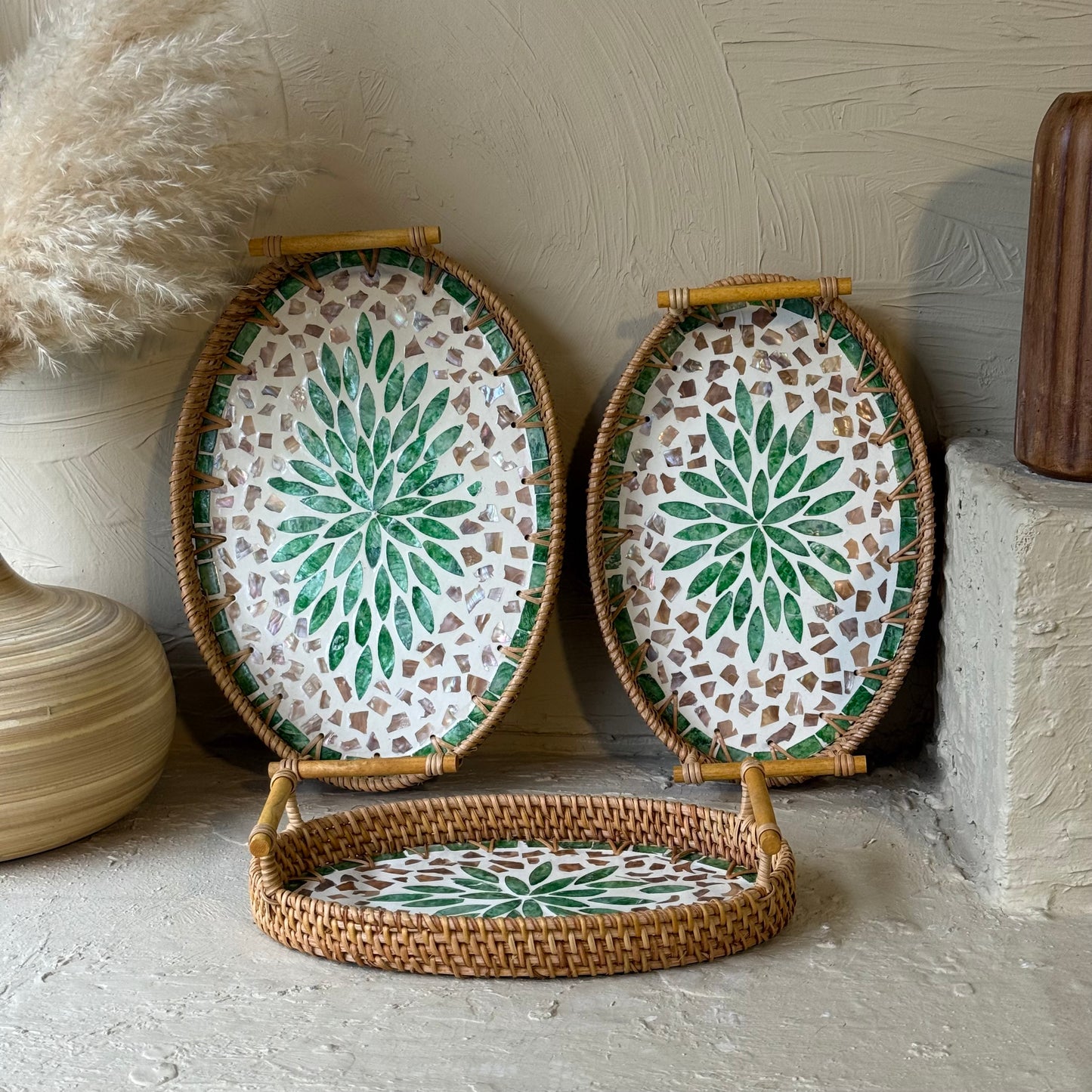 West 3 Boy El İşçiliği Sedef-Bambu Oval Tepsi Seti Renkli Model KOD:020-3H