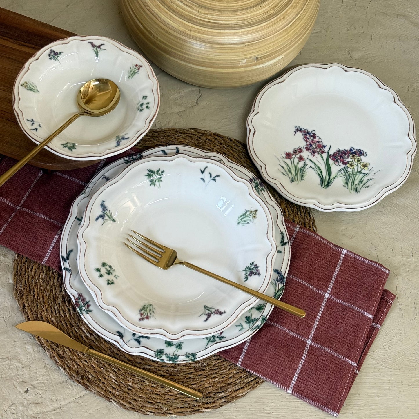 Porser 24 Parça Yemek Takımı 6 Kişilik KOD:AMBER-1056