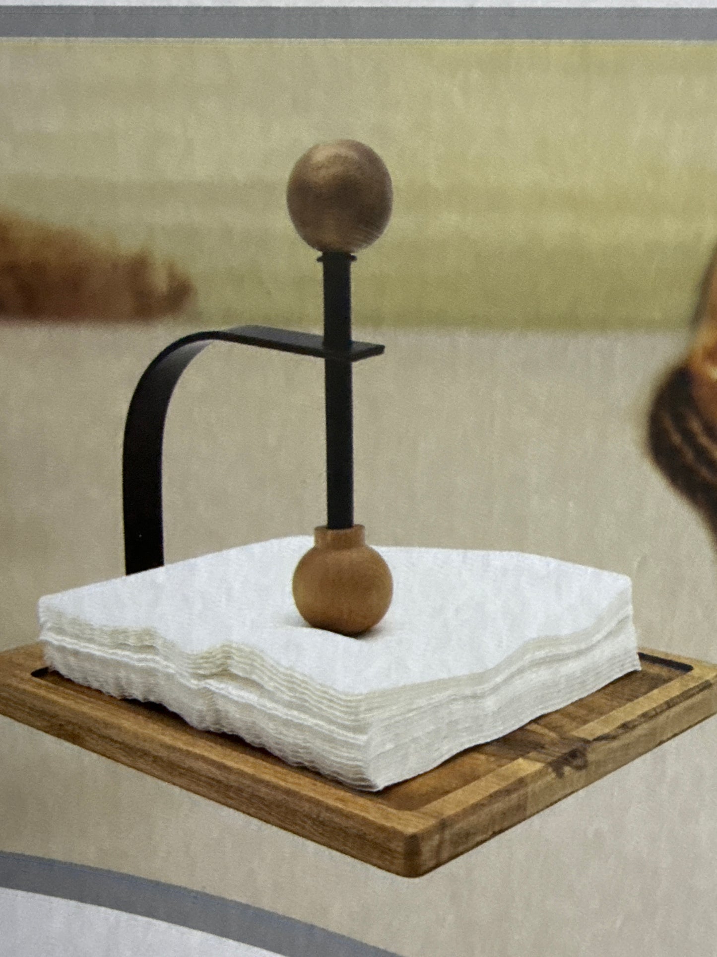 Evilem Ahşap Lamalı Peçetelik KOD:702