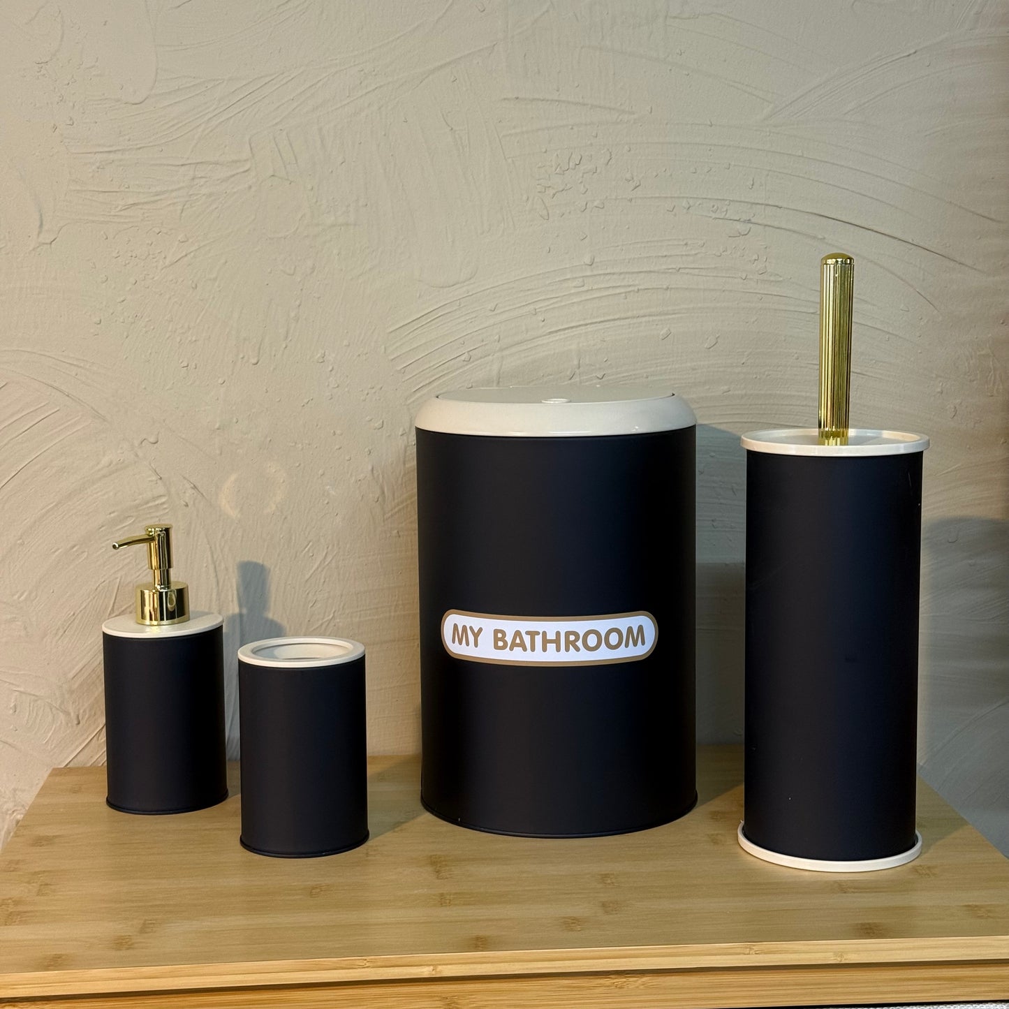 Emozione Metal 4 Parça Banyo Seti Siyah