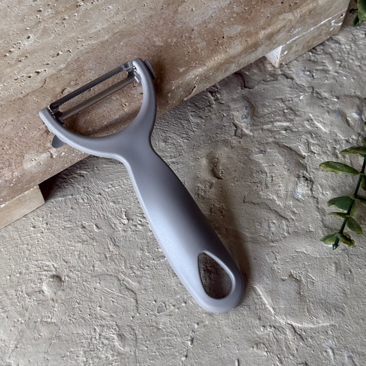 Mu-Ggiss Pratik Soyacak Bej 14 cm KOD:001