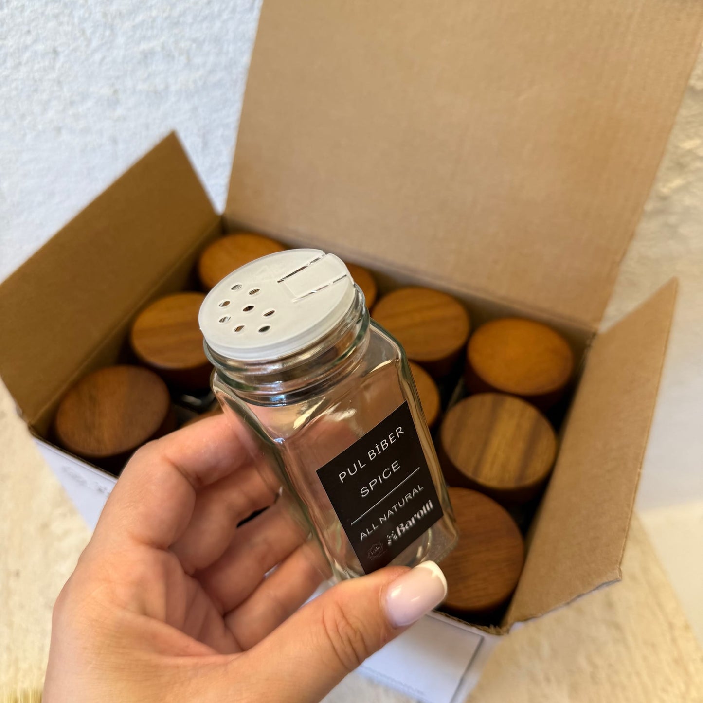 Barotti 12 Adet Akasya Kapaklı Kare Baharatlık Seti Siyah (Süper FİYAT)