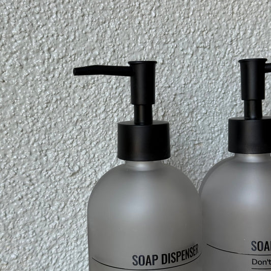 Okyanus Bambu Standlı 2 Li Kumlu Cam Sıvı Sabunluk Seti