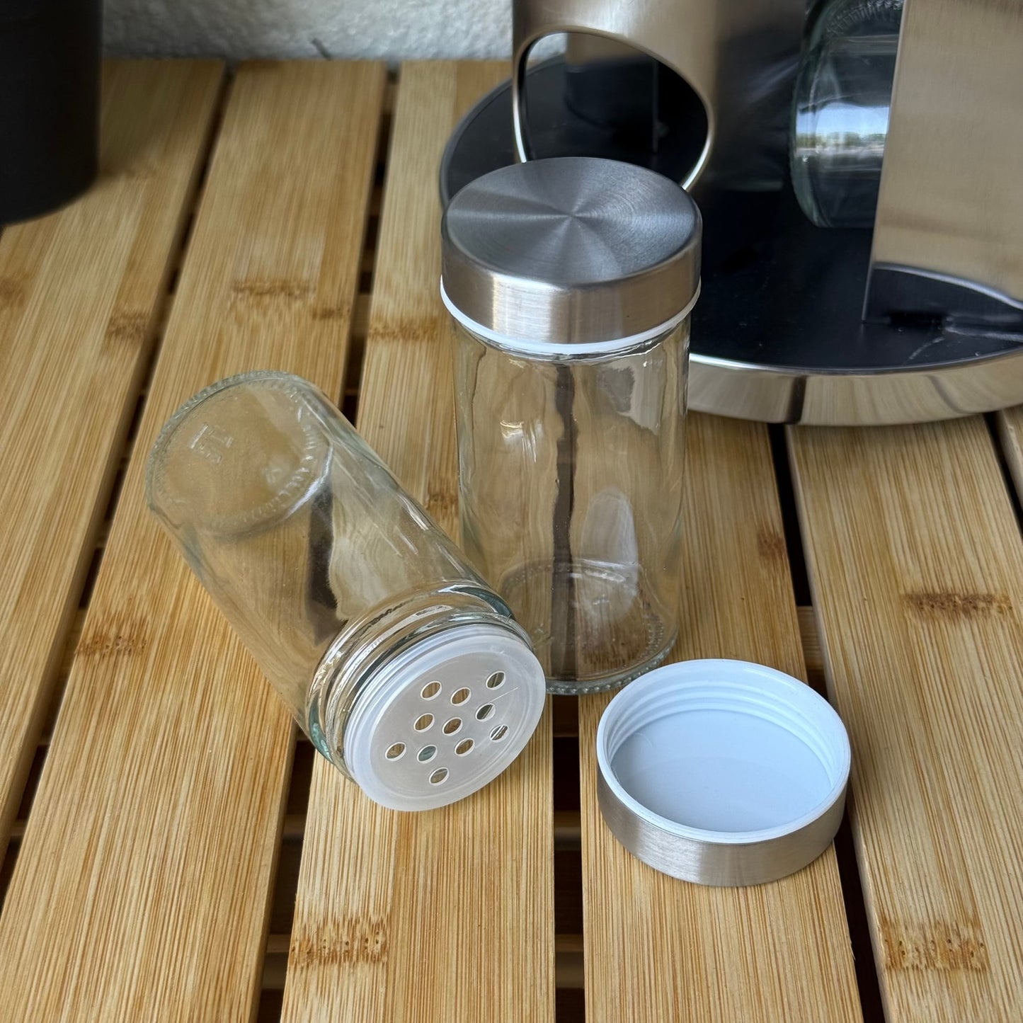 Mermer Desenli Dönen Standlı 12 li Cam Baharatlık Seti Siyah