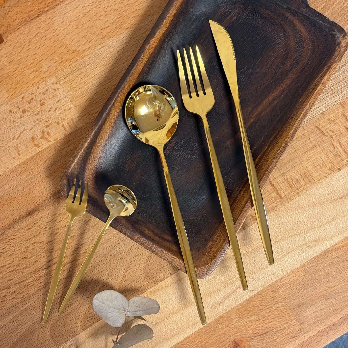 Zra Model 30 Parça 6 Kişilik Çatal Kaşık Bıçak Seti Gold (Çok Satanlarda)