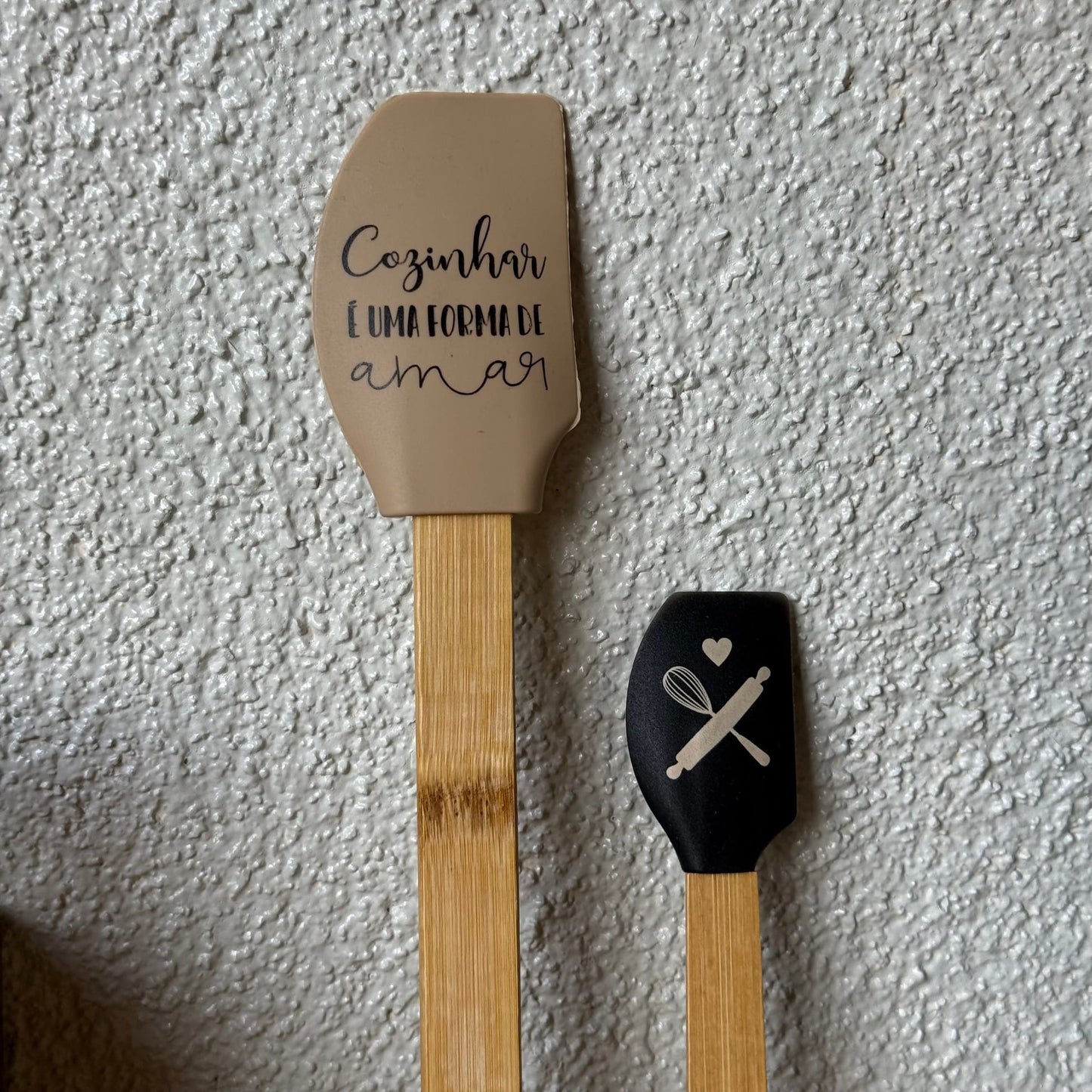 Medusa İki Boy Bambu Saplı Silikon Spatula Seti 27 cm ,18 cm Krem-Siyah