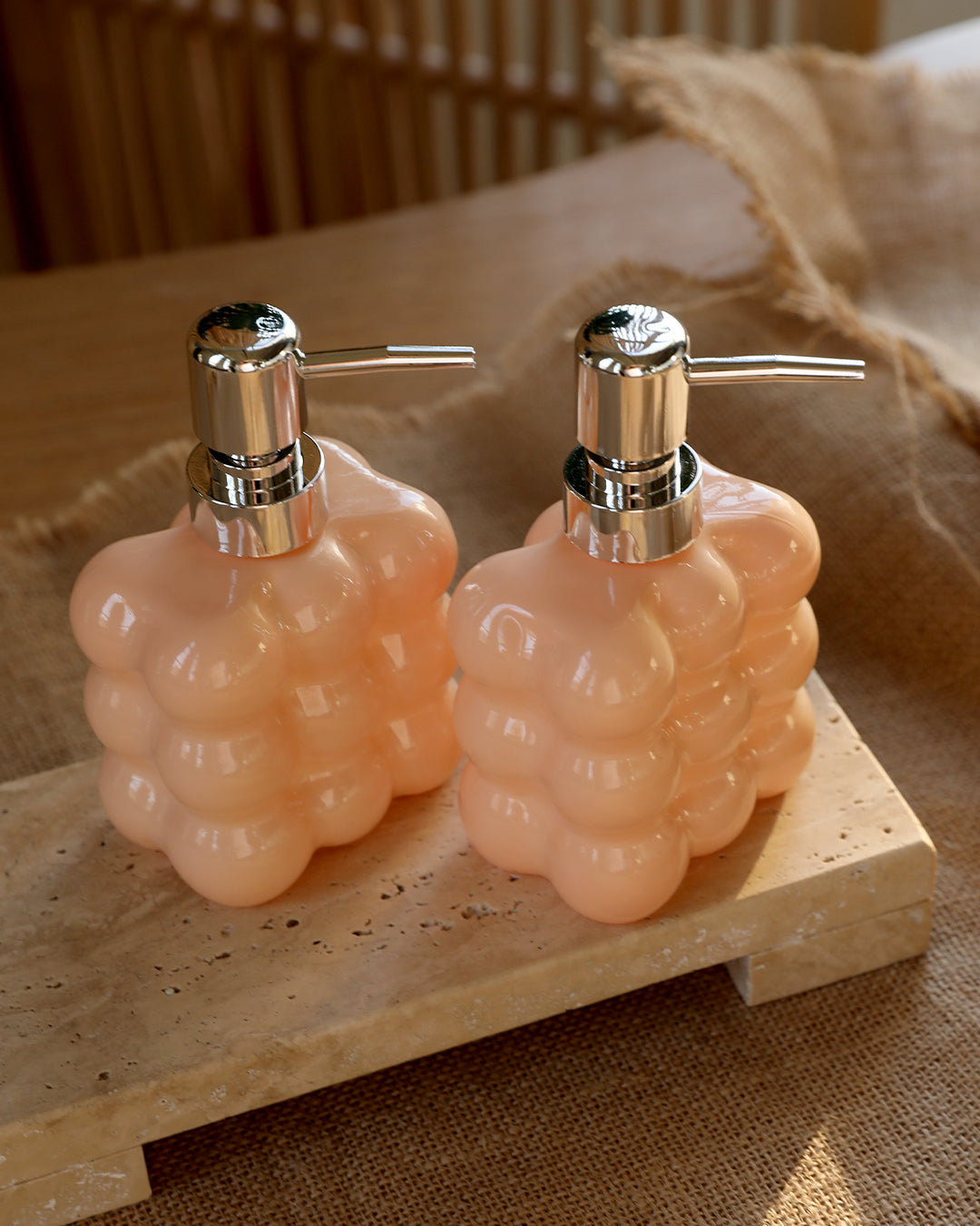 2'li Bubble Tasarım Parlak Apricot Cam Sıvı Sabunluk Seti - 300 ml Krom Başlık