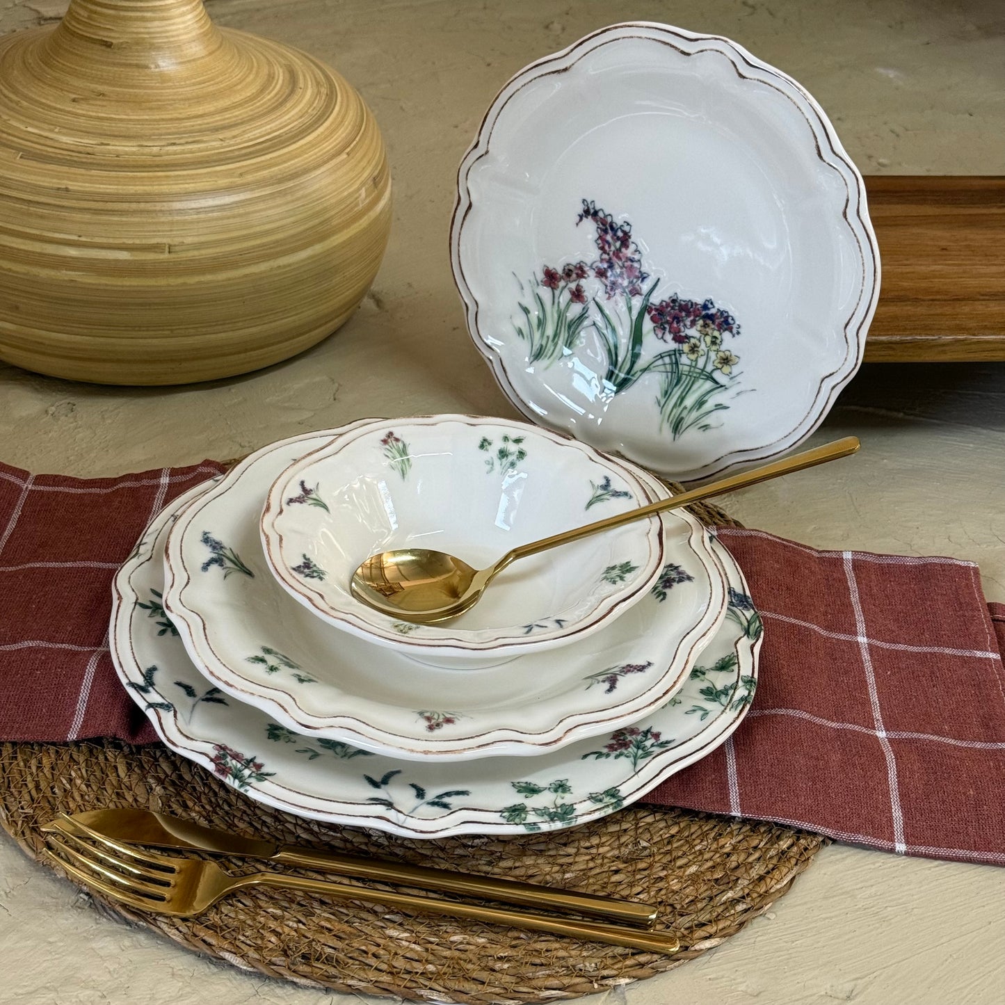 Porser 24 Parça Yemek Takımı 6 Kişilik KOD:AMBER-1056