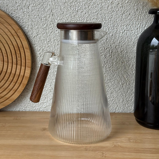 Milay Akasya Ağacı Kapaklı Çizgili Cam Sürahi 1700 ml KOD:244