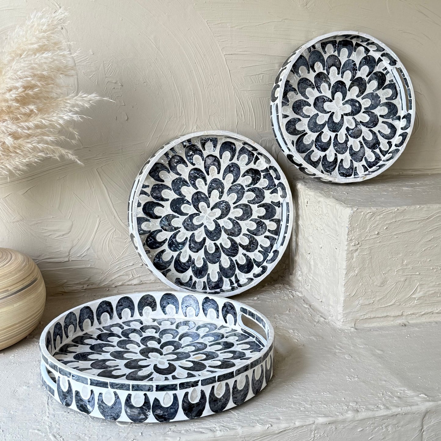 SVR Sedef 3 Lü Yuvarlak Tepsi Seti KOD:61874  Siyah Çiçek