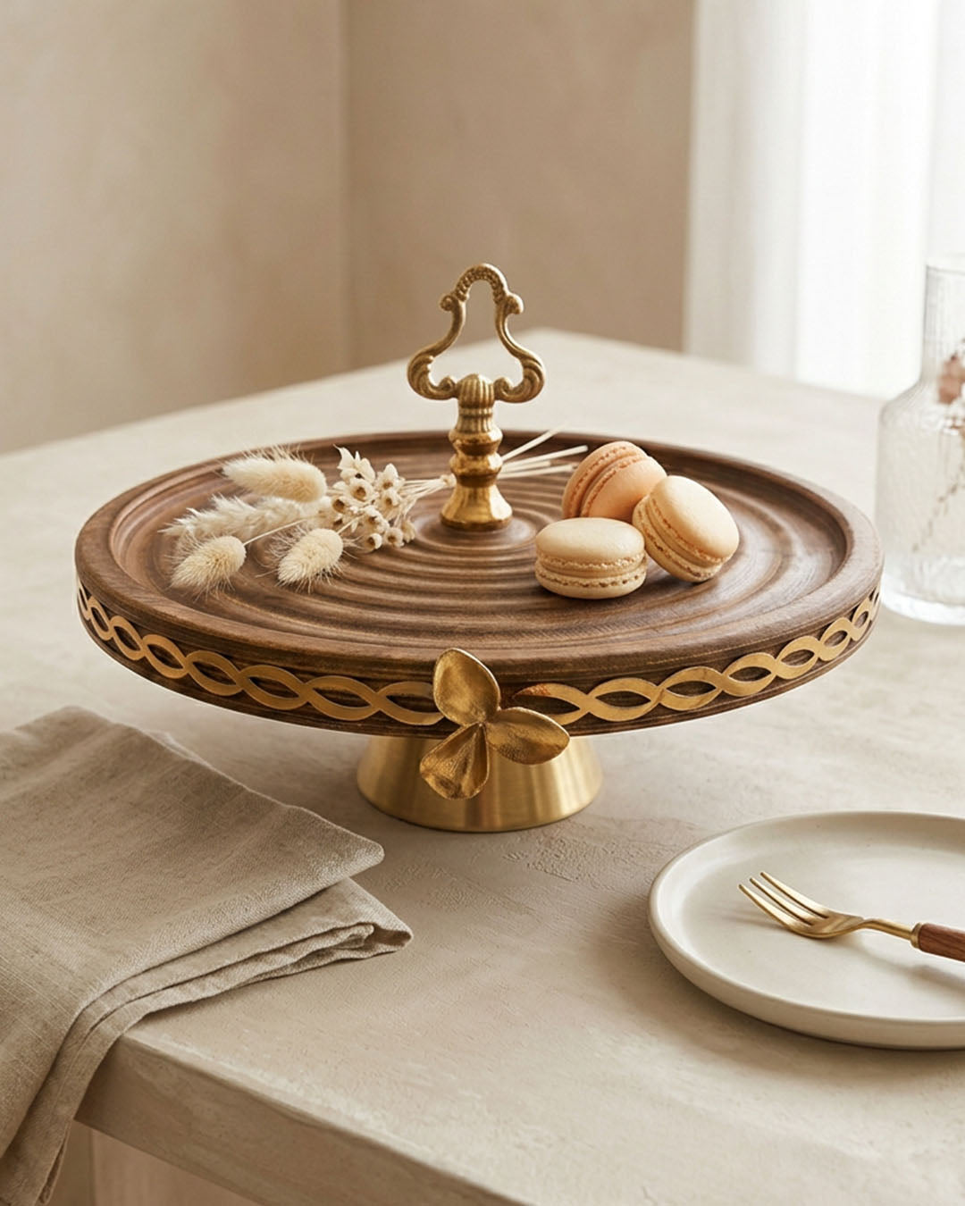 Royal Elegance Premium Ahşap Ayaklı Sunum Standı 2625-3