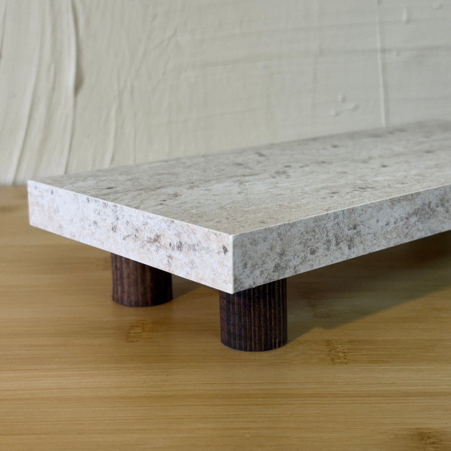 Evanev Ahşap Ayaklı Traverten Görünümlü Dikdörtgen Stand