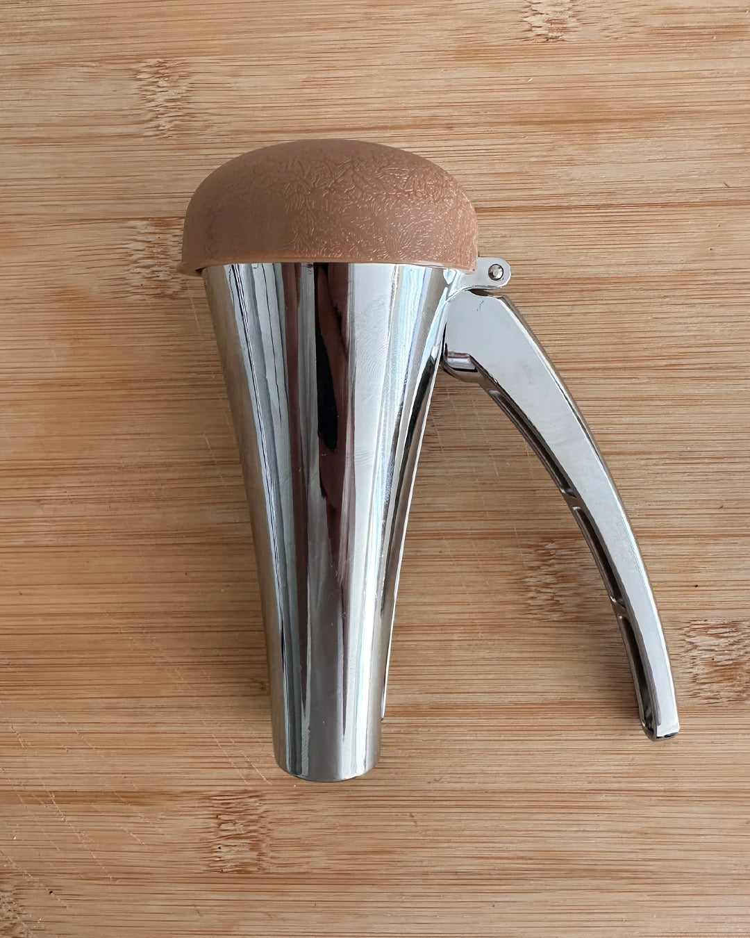 Paslanmaz Çelik Ceviz Kıracağı
Premium Metal Ergonomik Kollu Güçlü Dişli Sistem Tr-7311