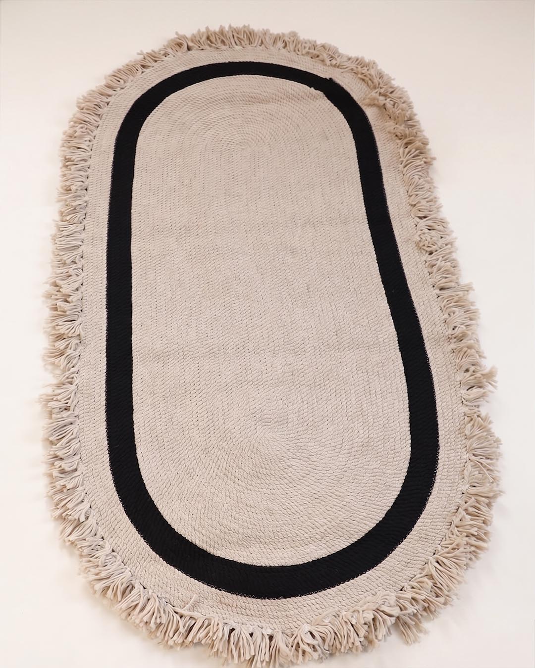 Tuuli Natural Halka Desenli El Dokuma Jüt Oval Halı – Premium Dekoratif Tasarım 80x150 Krem-Siyah