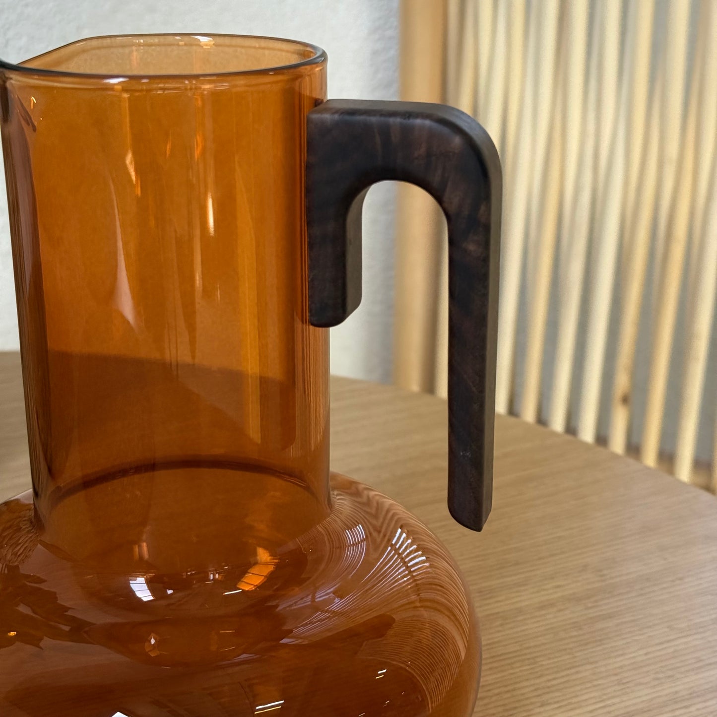 Mitally Lüks Borosilikat Cam Sürahi Akasya Ağacı Kulplu Amber 1200 ml KOD:012