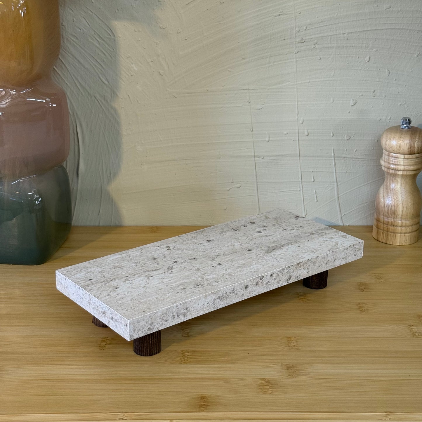Evanev Ahşap Ayaklı Traverten Görünümlü Dikdörtgen Stand