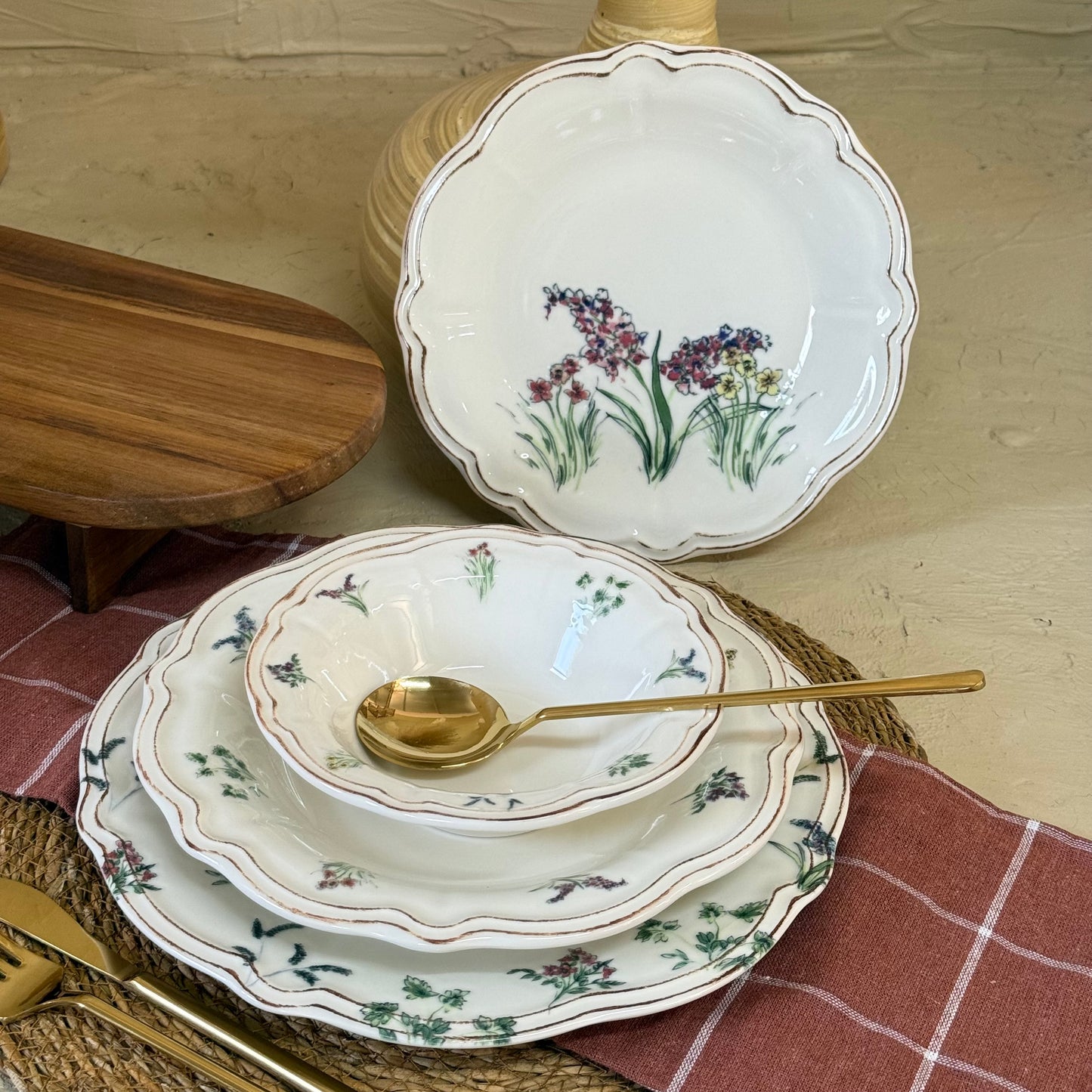 Porser 24 Parça Yemek Takımı 6 Kişilik KOD:AMBER-1056