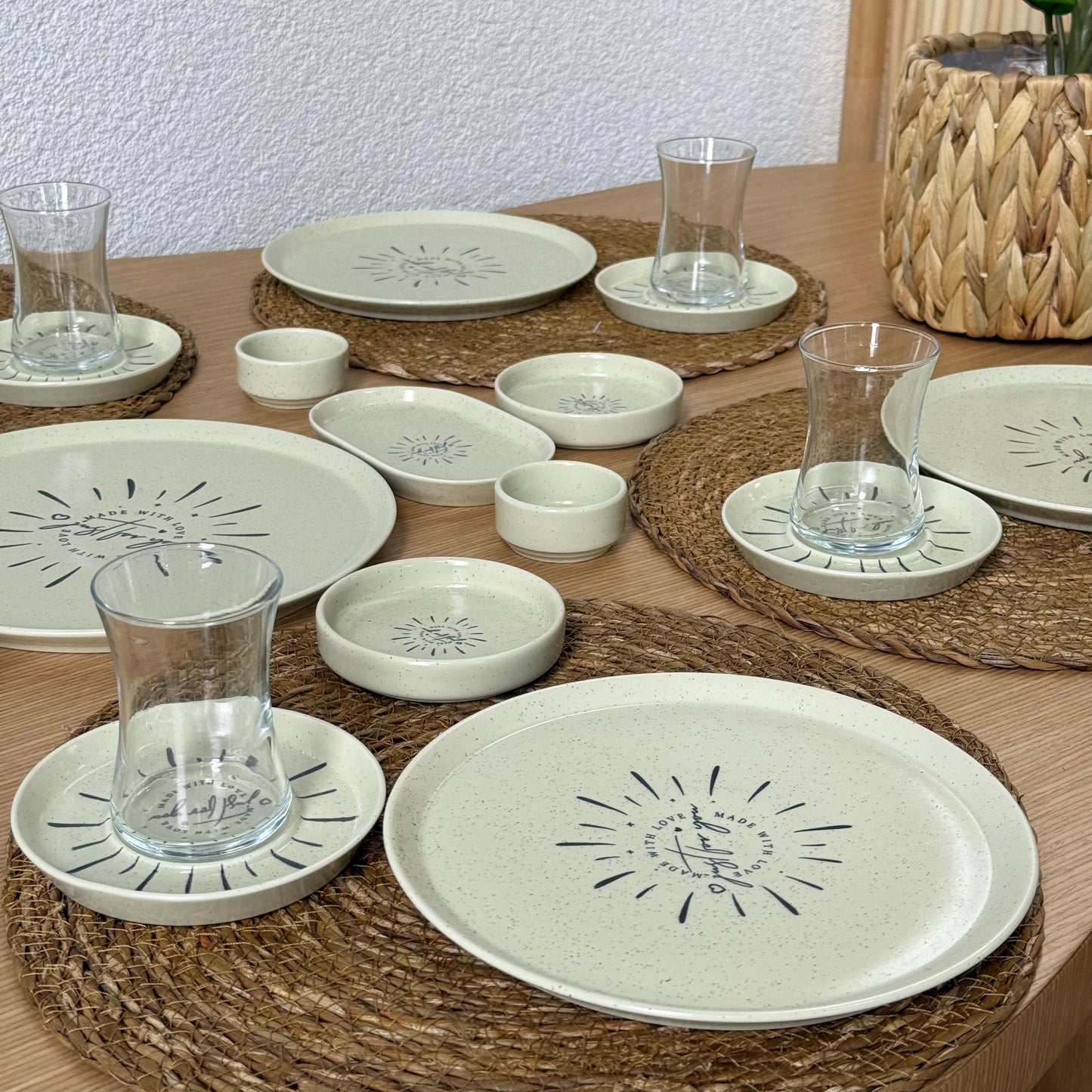 Pashally 28 Parça Porselen Kahvaltı Takımı Krem
