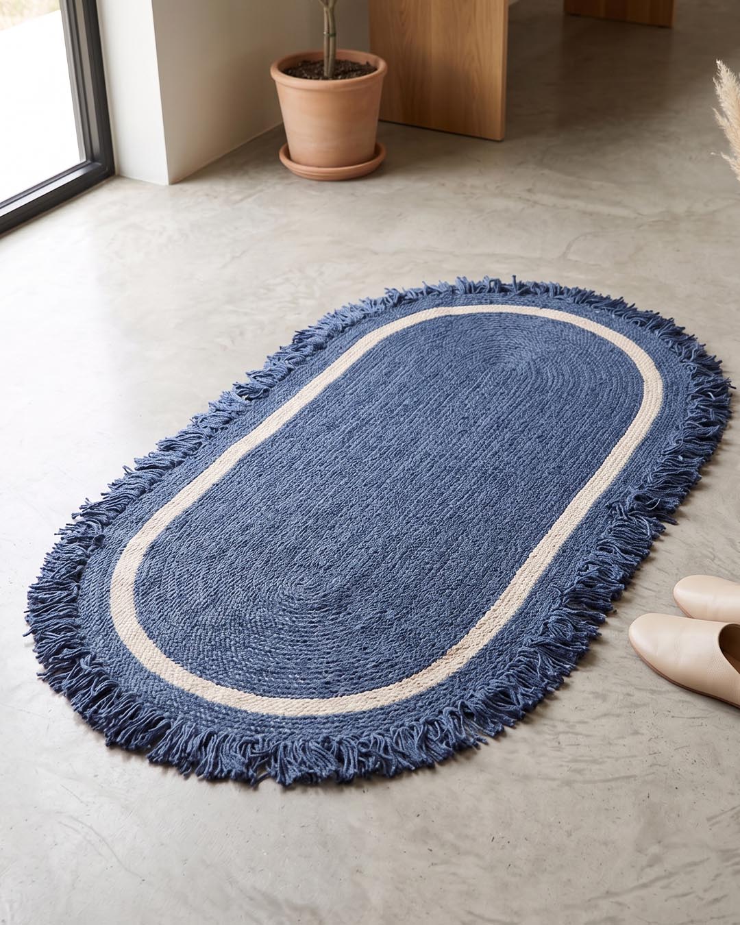 Tuuli Natural Halka Desenli El Dokuma Jüt Oval Halı – Premium Dekoratif Tasarım Mavi-Krem 80x150