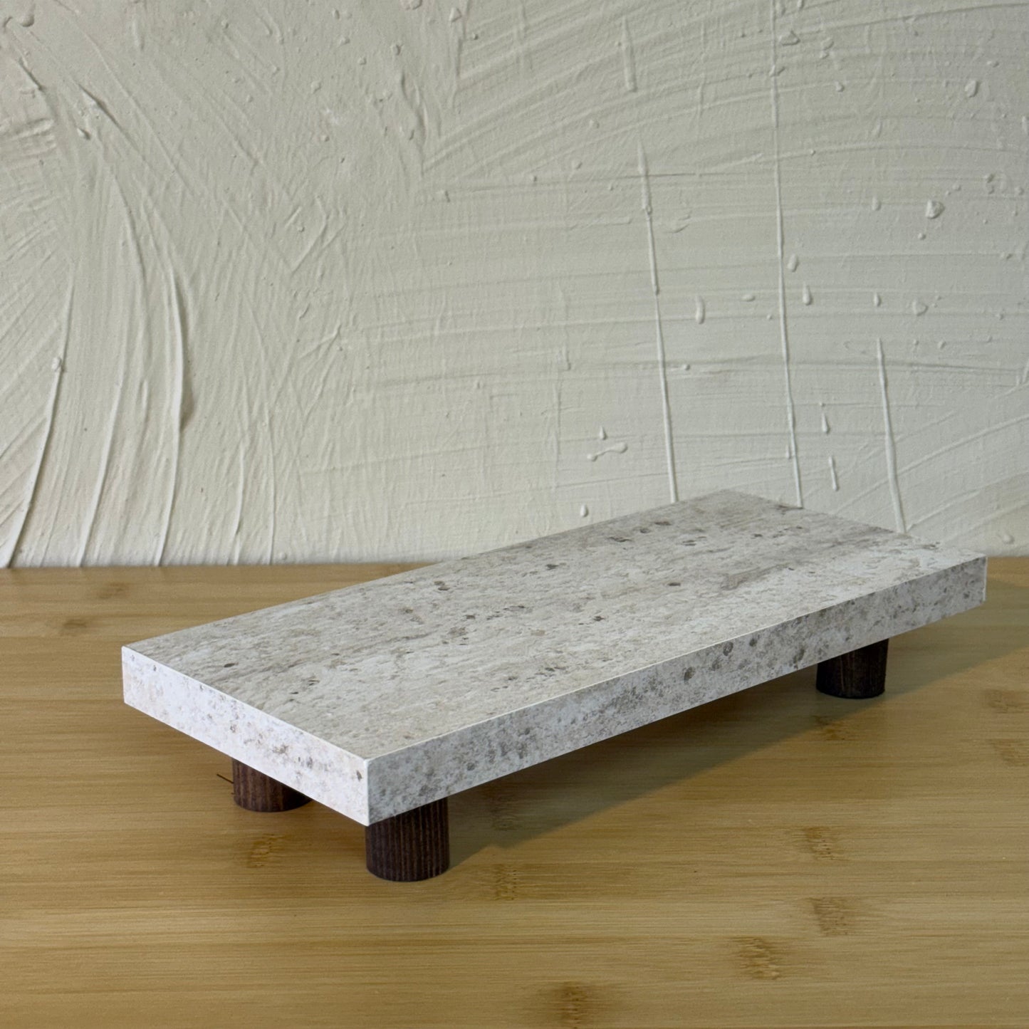 Evanev Ahşap Ayaklı Traverten Görünümlü Dikdörtgen Stand