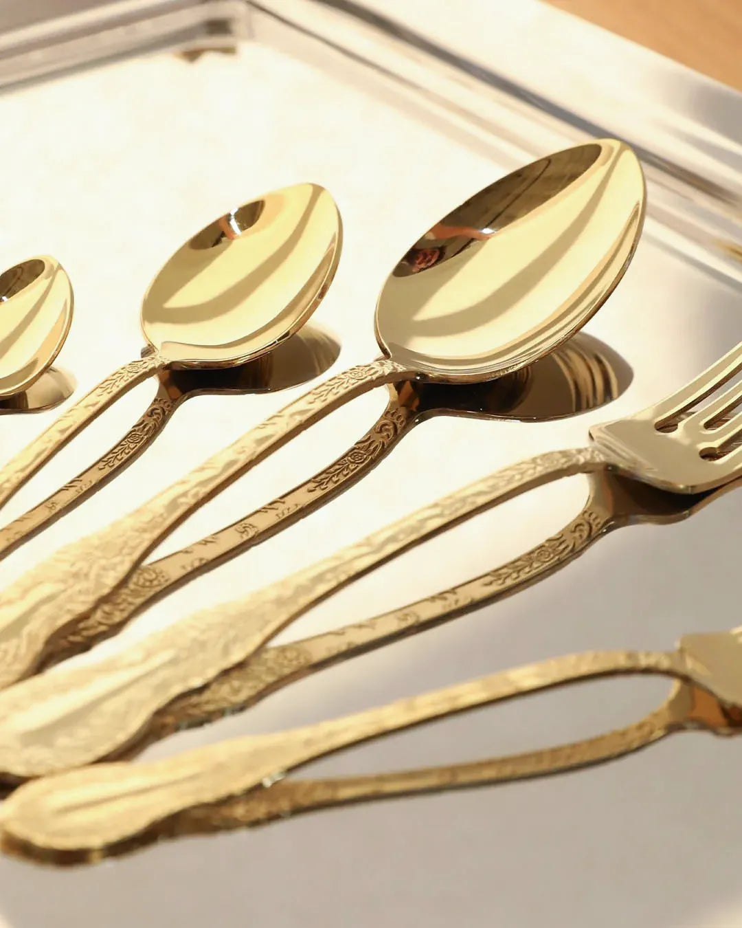 Zümrüt Lüks Vintage Oymalı Gold 18/10 Paslanmaz Çelik Çatal Kaşık Takımı