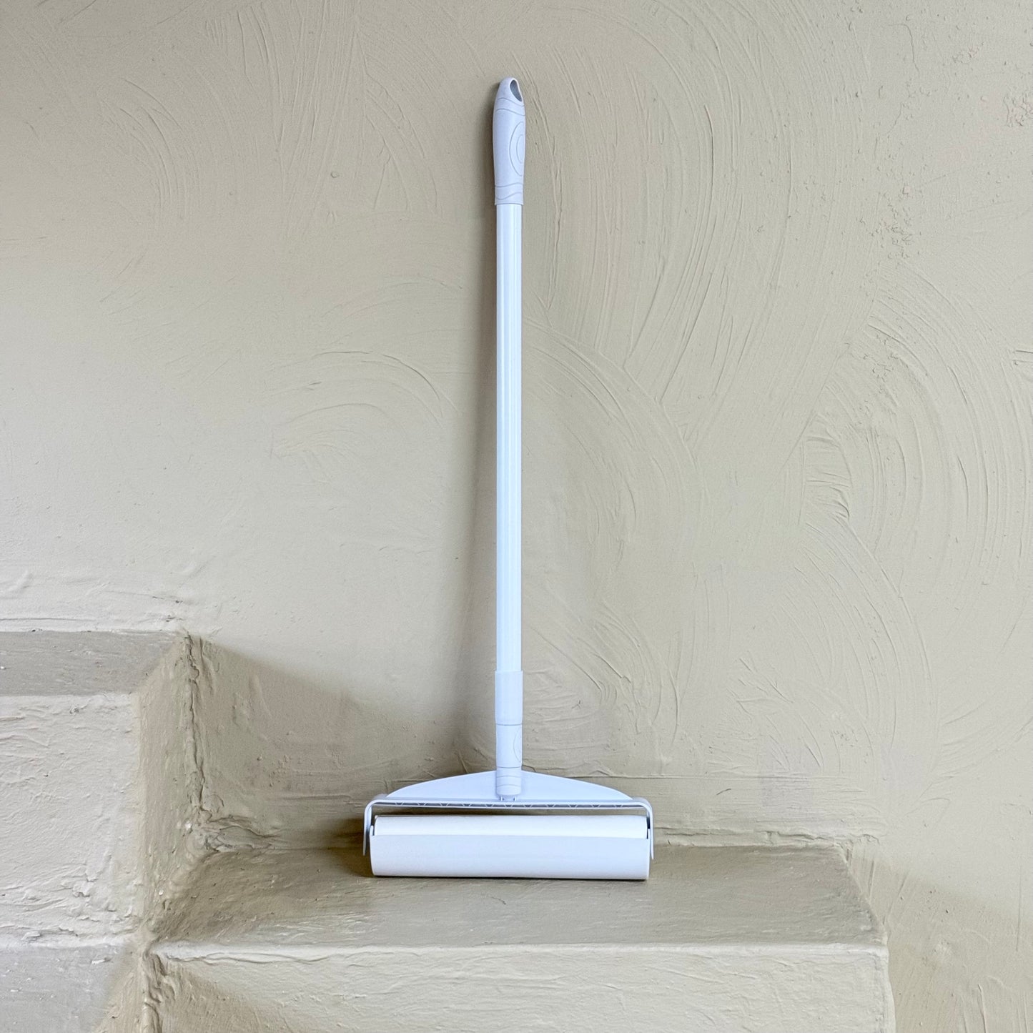 Miev Saplı Tüy Toplayıcı Rulo 24 cm KOD:338