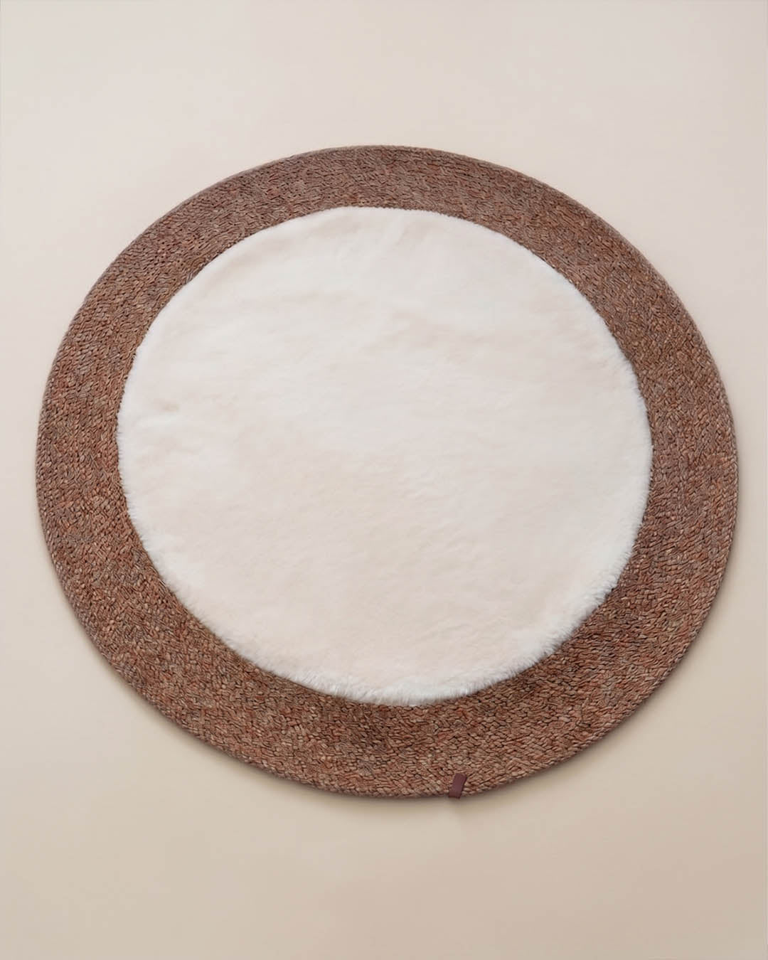 Doğal Lif Örgülü Peluş Dokulu Yuvarlak Dekoratif Halı Tuuli 100x100