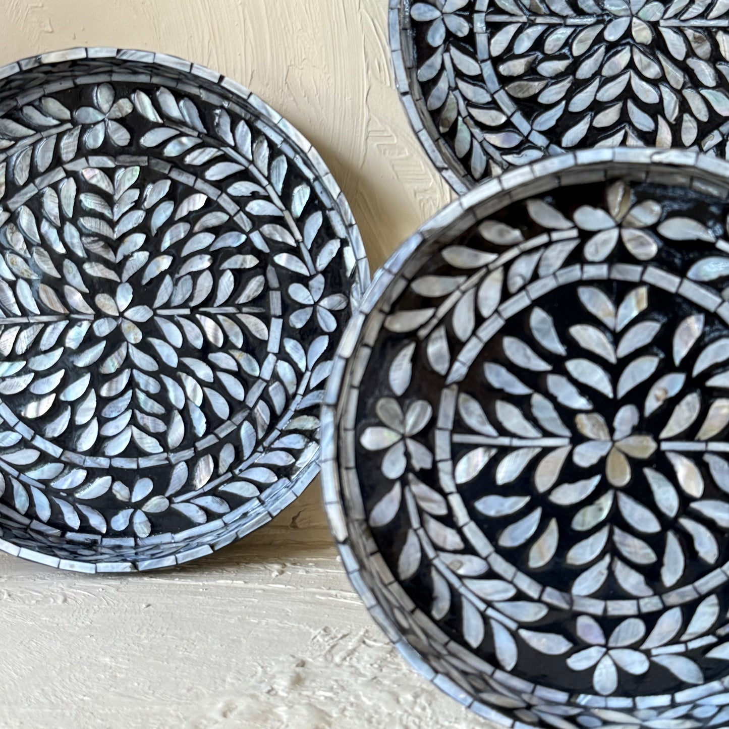 SVR Sedef 3 Lü Yuvarlak Tepsi Seti KOD:61874 Siyah