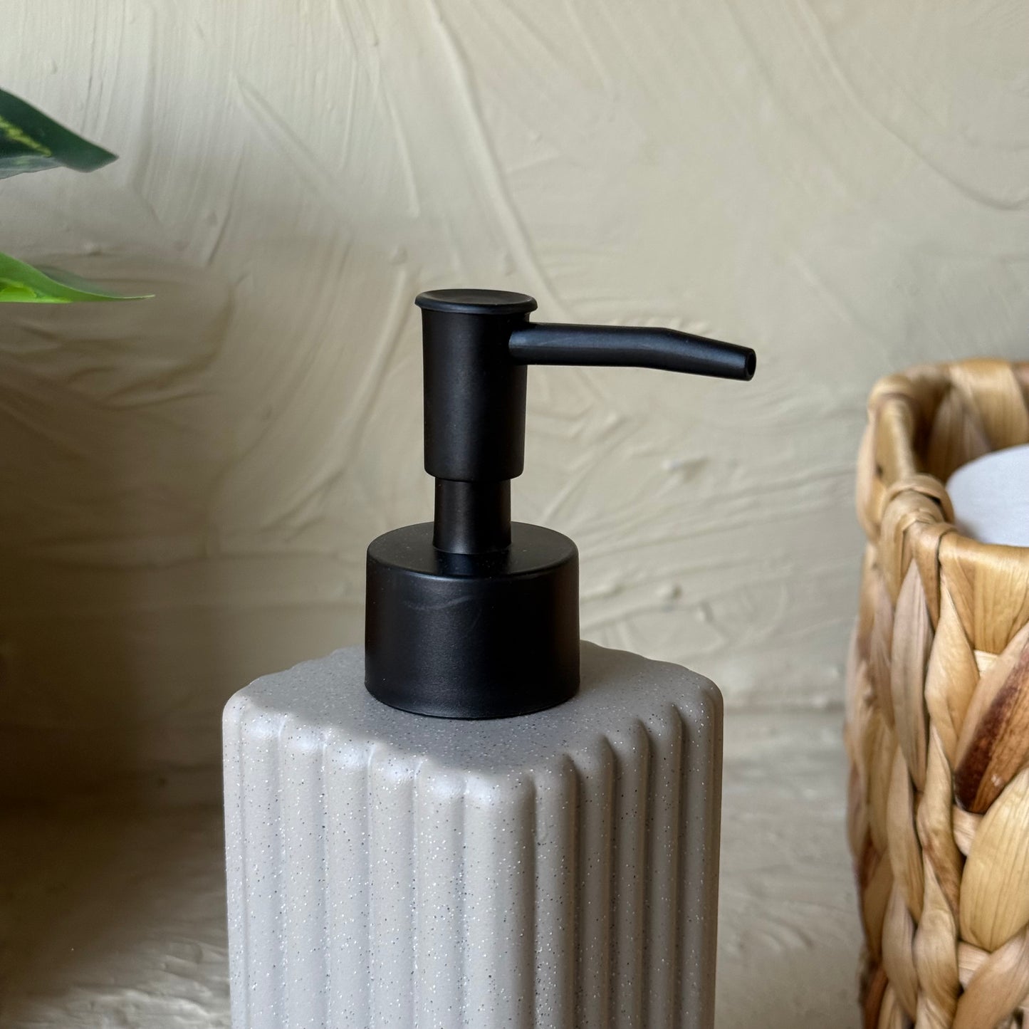 Line Porselen Sıvı Sabunluk Bej KOD:1446A