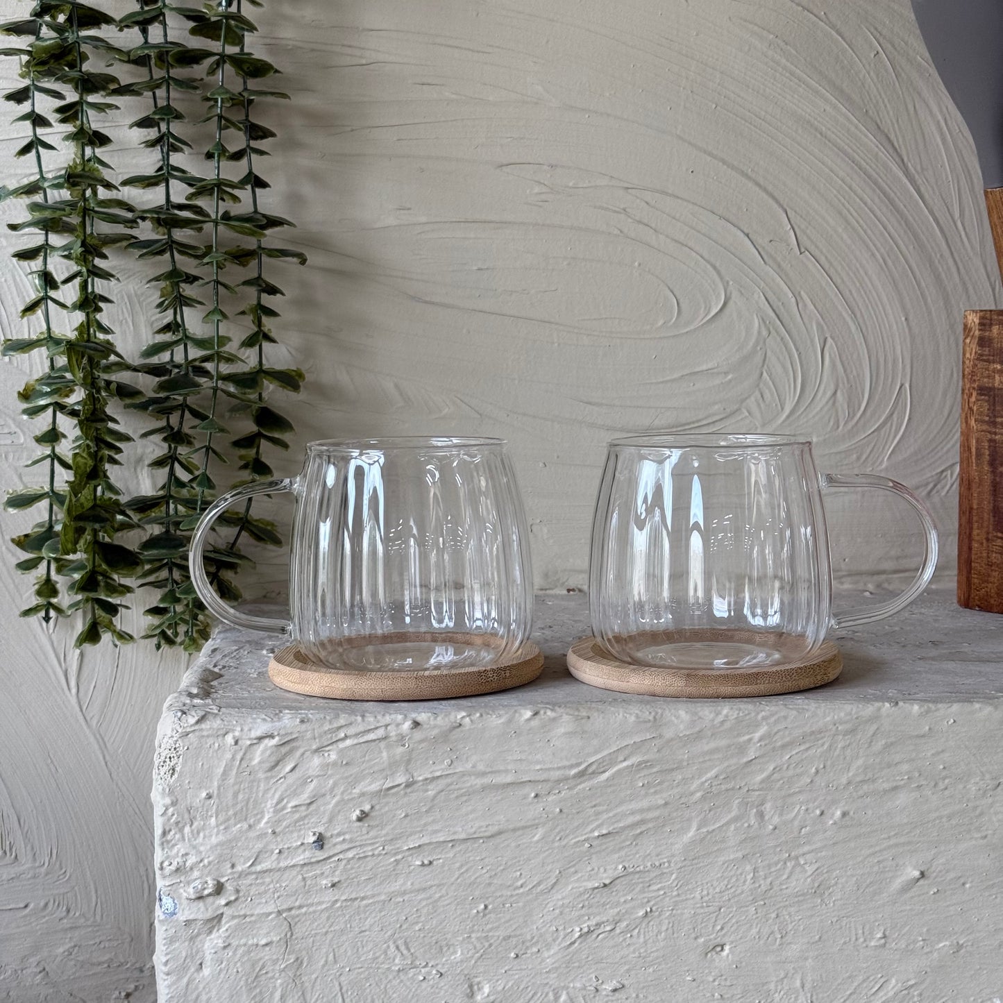 Tutku Bambu Standlı Borosilikat Cam İkili Kupa Seti Çizgili Tombul Model