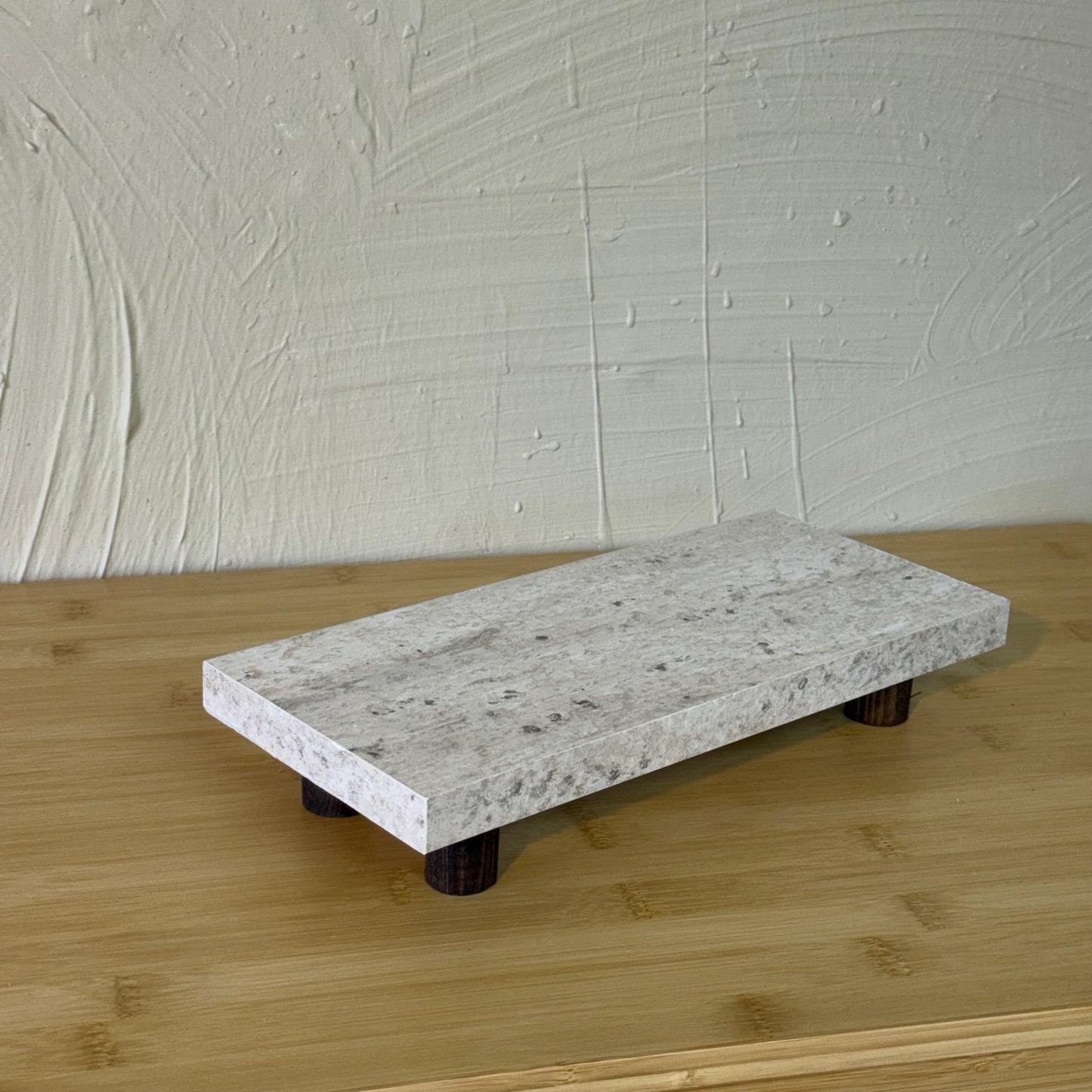 Evanev Ahşap Ayaklı Traverten Görünümlü Dikdörtgen Stand