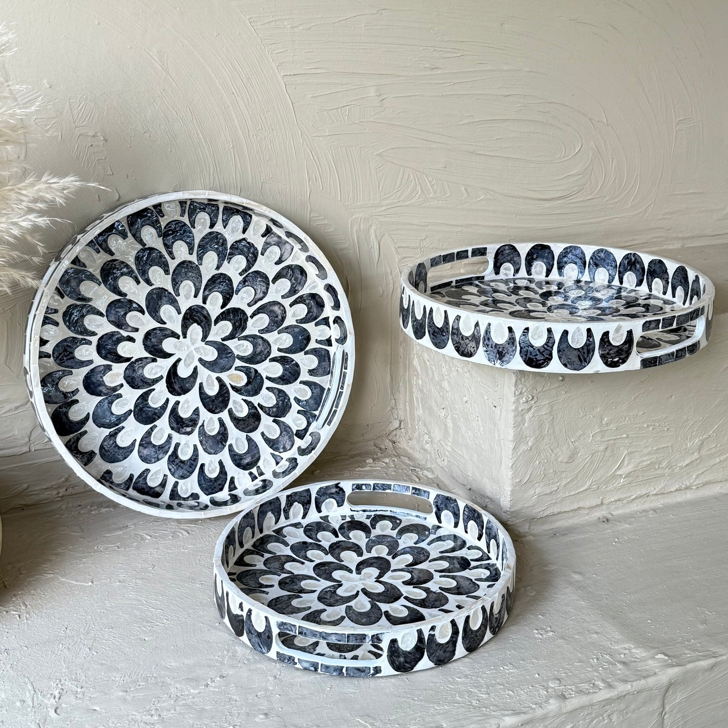 SVR Sedef 3 Lü Yuvarlak Tepsi Seti KOD:61874  Siyah Çiçek