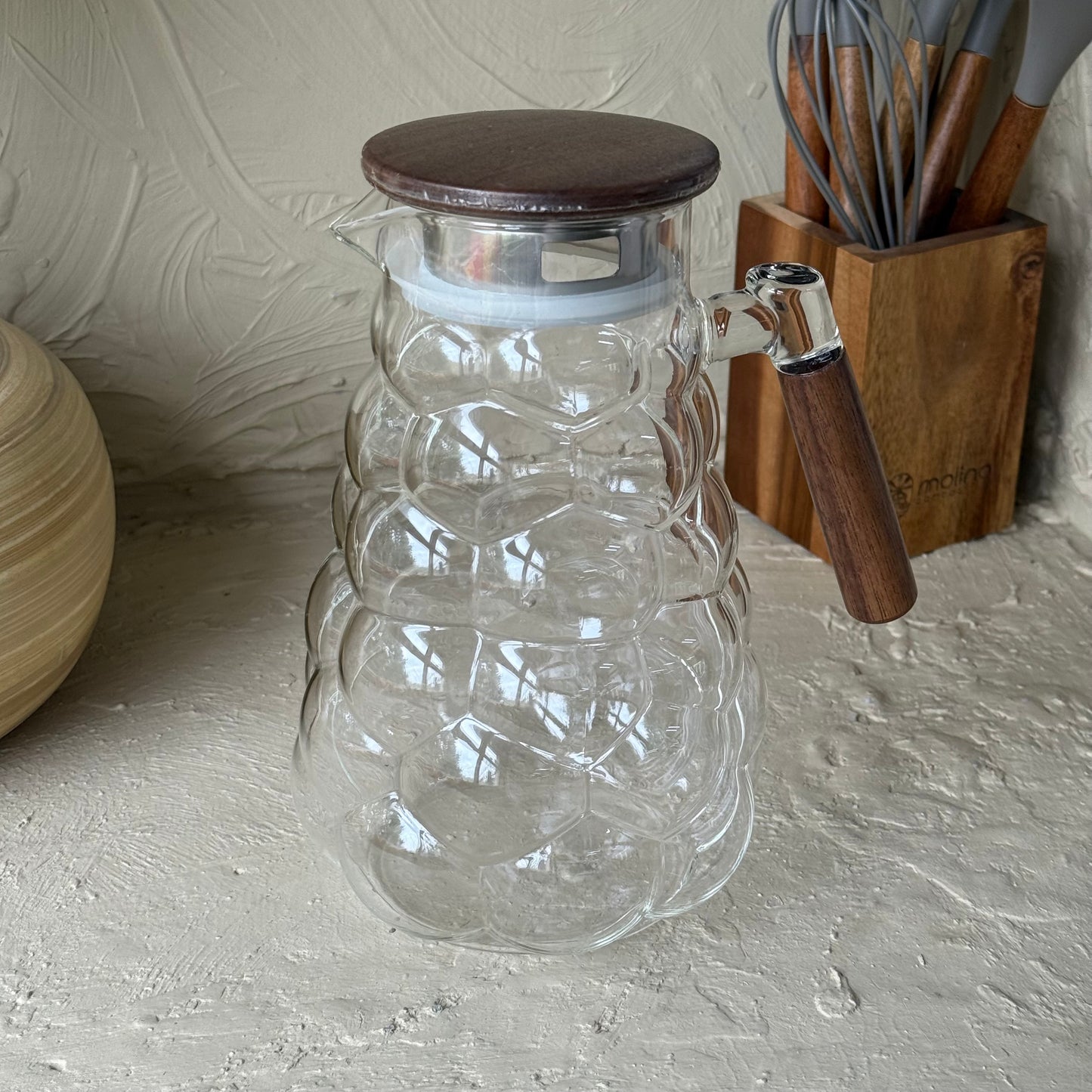 Arow Berry Borosilikat Cam Sürahi Akasya Kapaklı 1800 ml KOD:6505