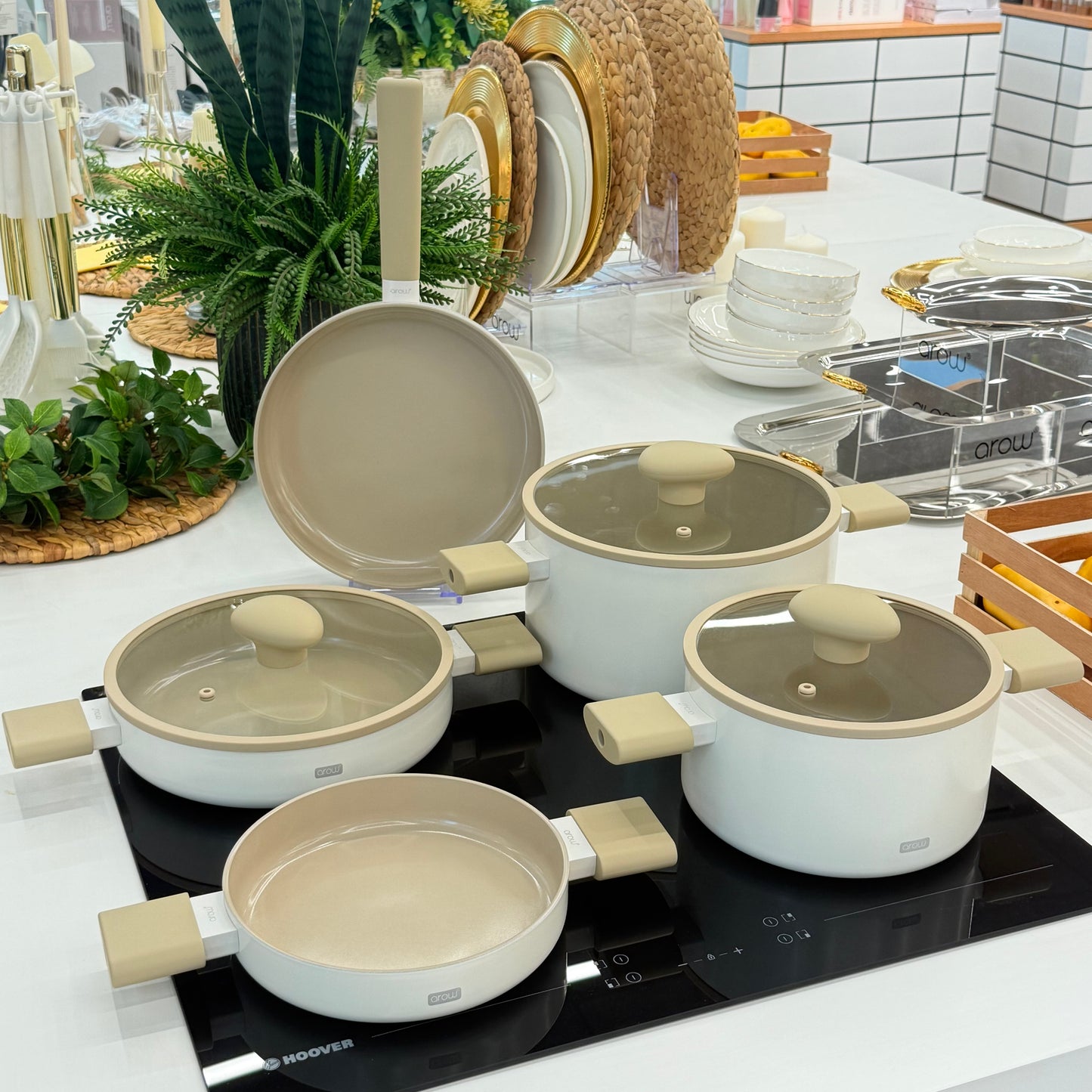 Arow Kristal Kaplama Yapışmaz Taban Tencere Tava Seti 8 Parça Krem