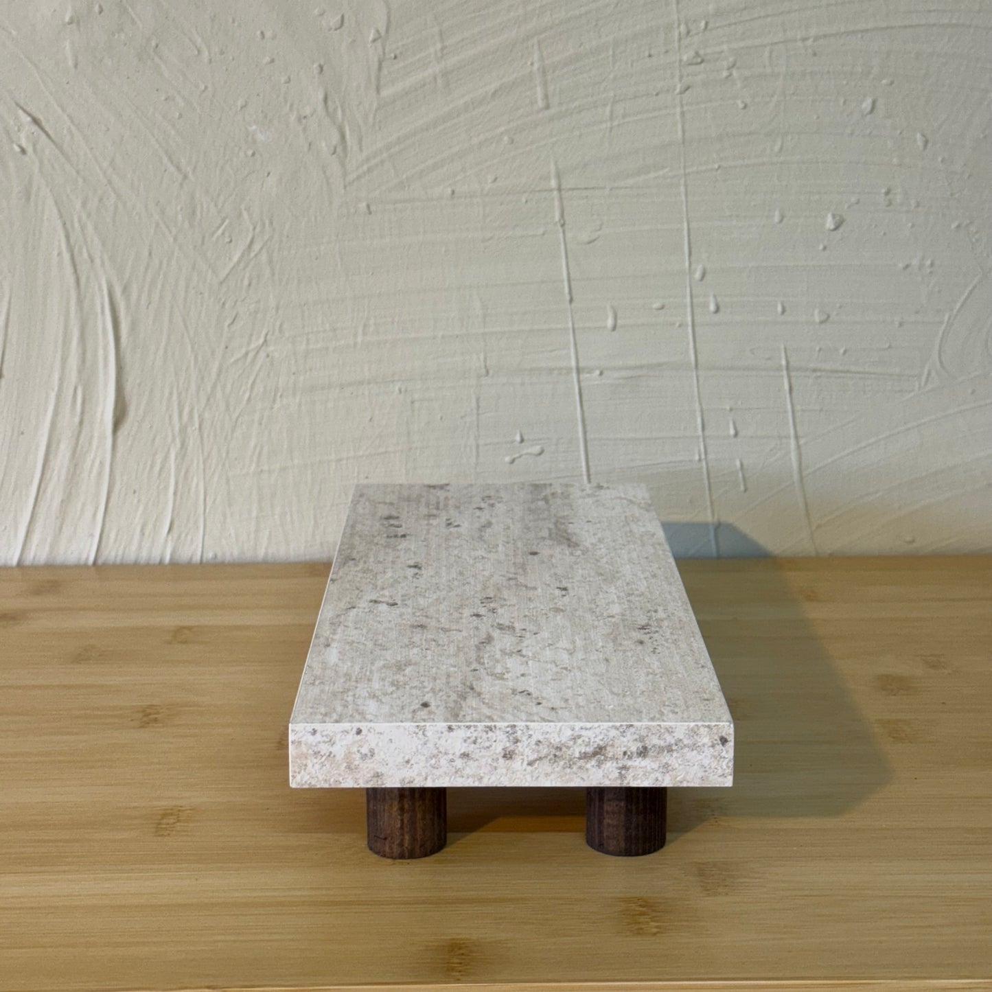 Evanev Ahşap Ayaklı Traverten Görünümlü Dikdörtgen Stand