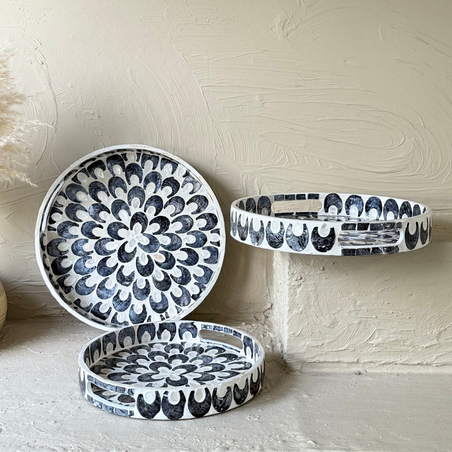 SVR Sedef 3 Lü Yuvarlak Tepsi Seti KOD:61874  Siyah Çiçek