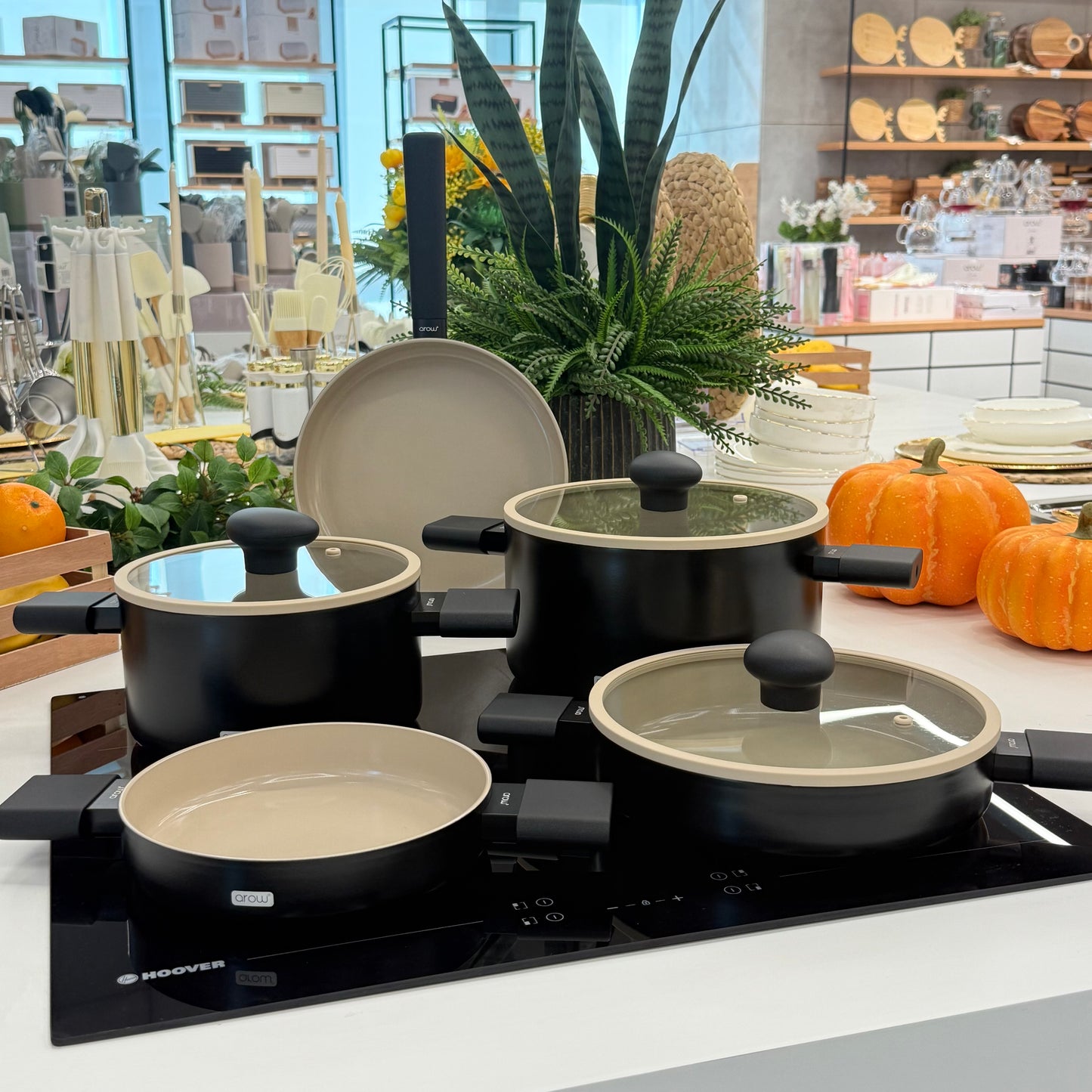 Arow Kristal Kaplama Yapışmaz Taban Tencere Tava Seti 8 Parça Siyah