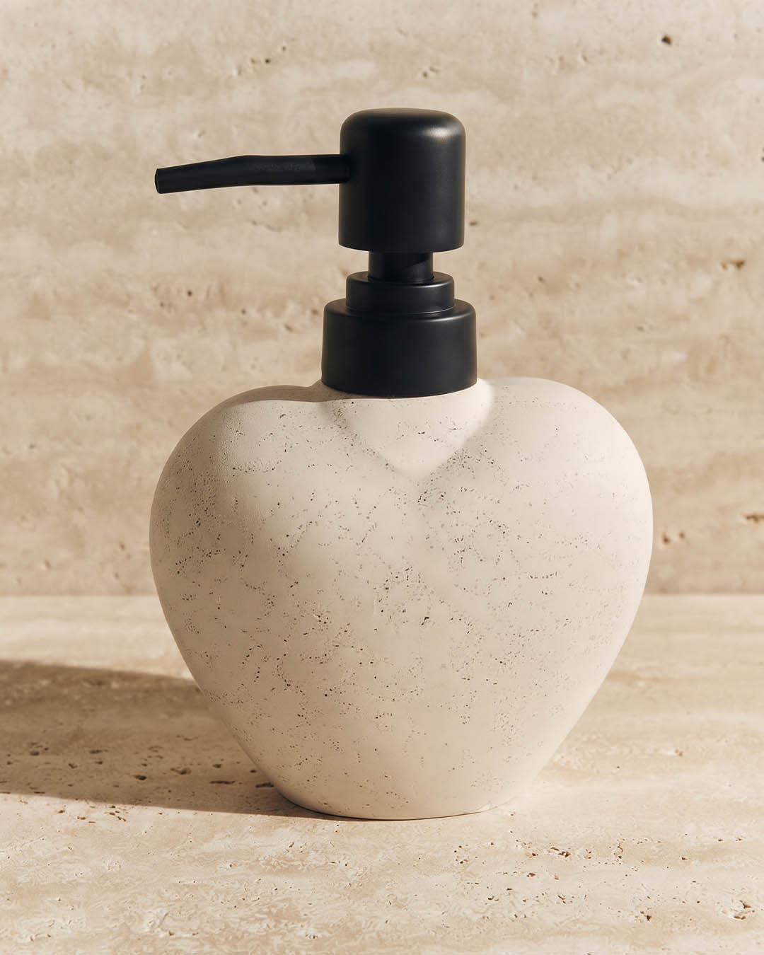 Kalp Şeklinde Seramik Sıvı Sabunluk 280 ml Krem 3884 (Kopya)