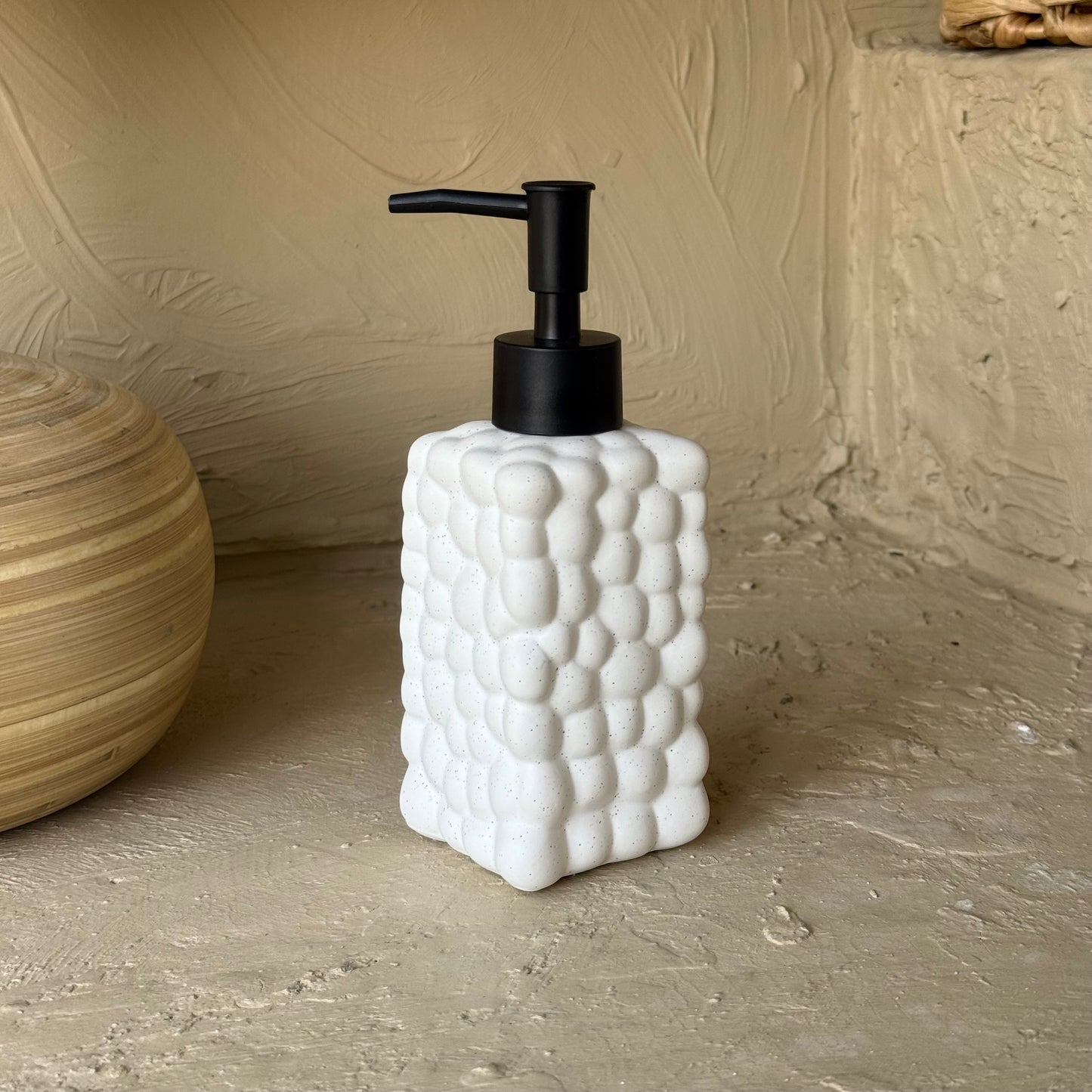 Bubble Porselen Model Sıvı Sabunluk Beyaz KOD:1389