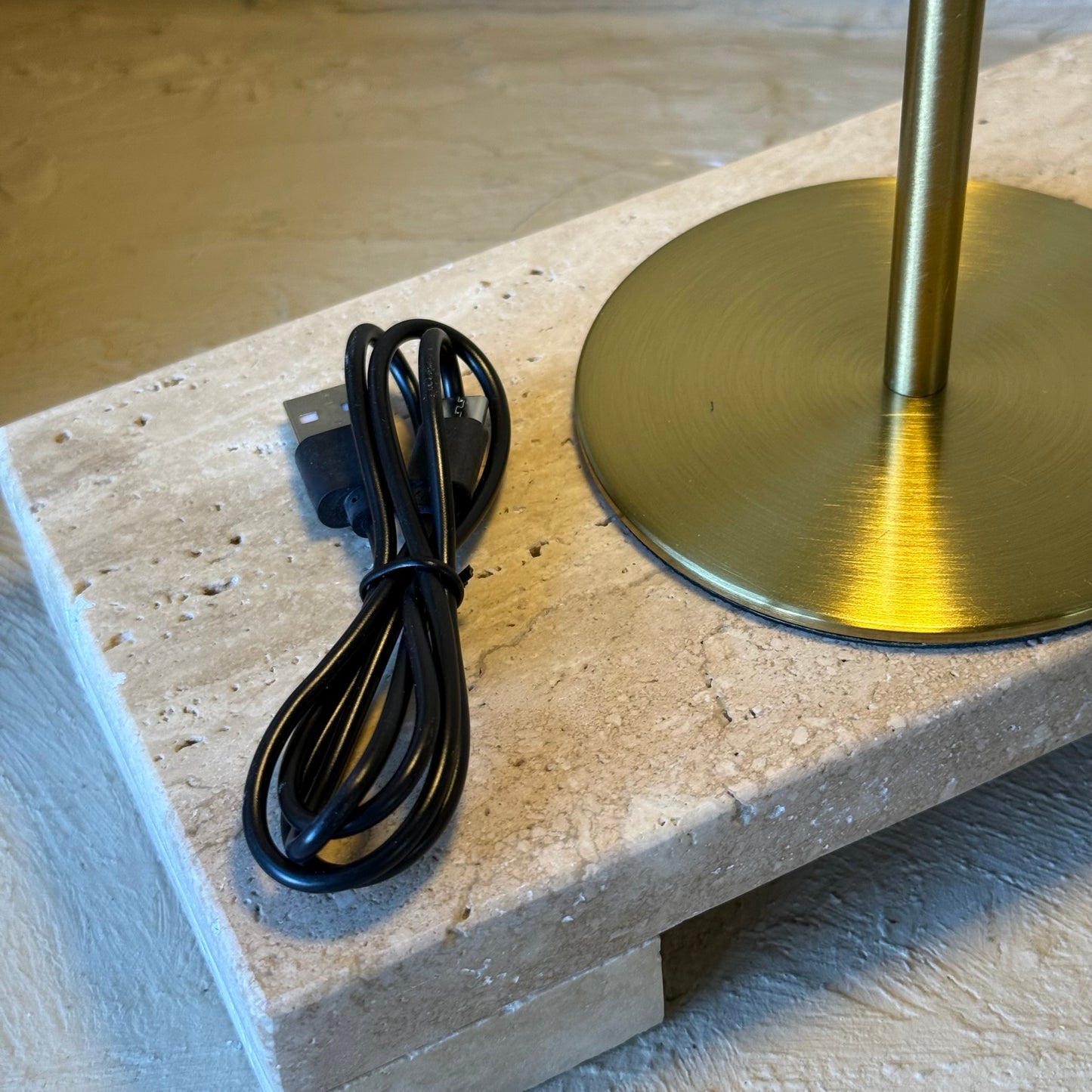 Marina Şarjlı Masa Lambası Gold 32 cm