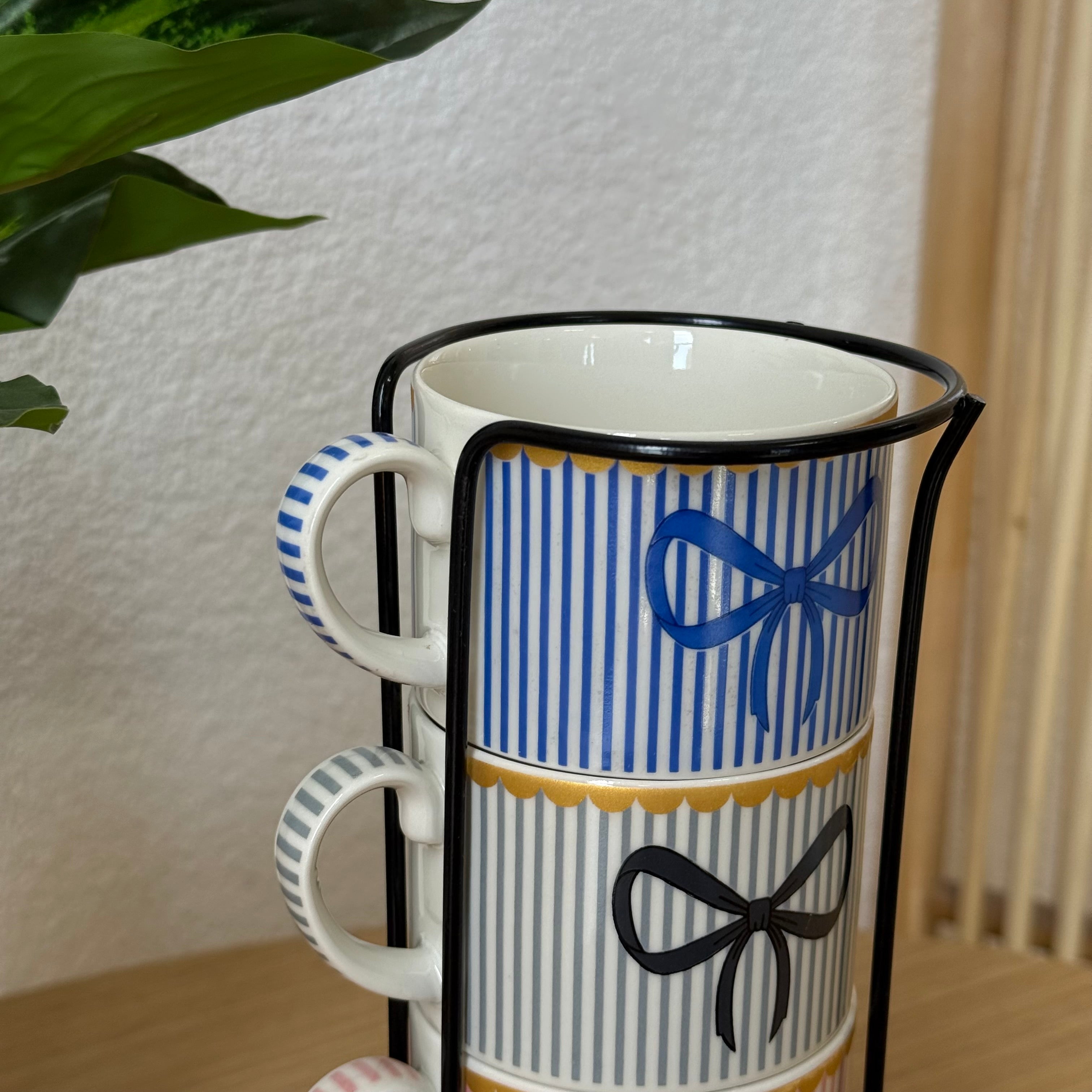 Pashally Metal Standlı Porselen Fiyonklu 4 Lü Nescafe Kupa Seti Renkli KOD:0908