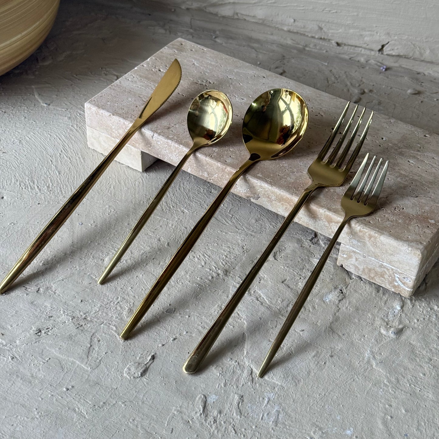 Zra Model 30 Parça 6 Kişilik Çatal Kaşık Bıçak Seti Gold (Çok Satanlarda)