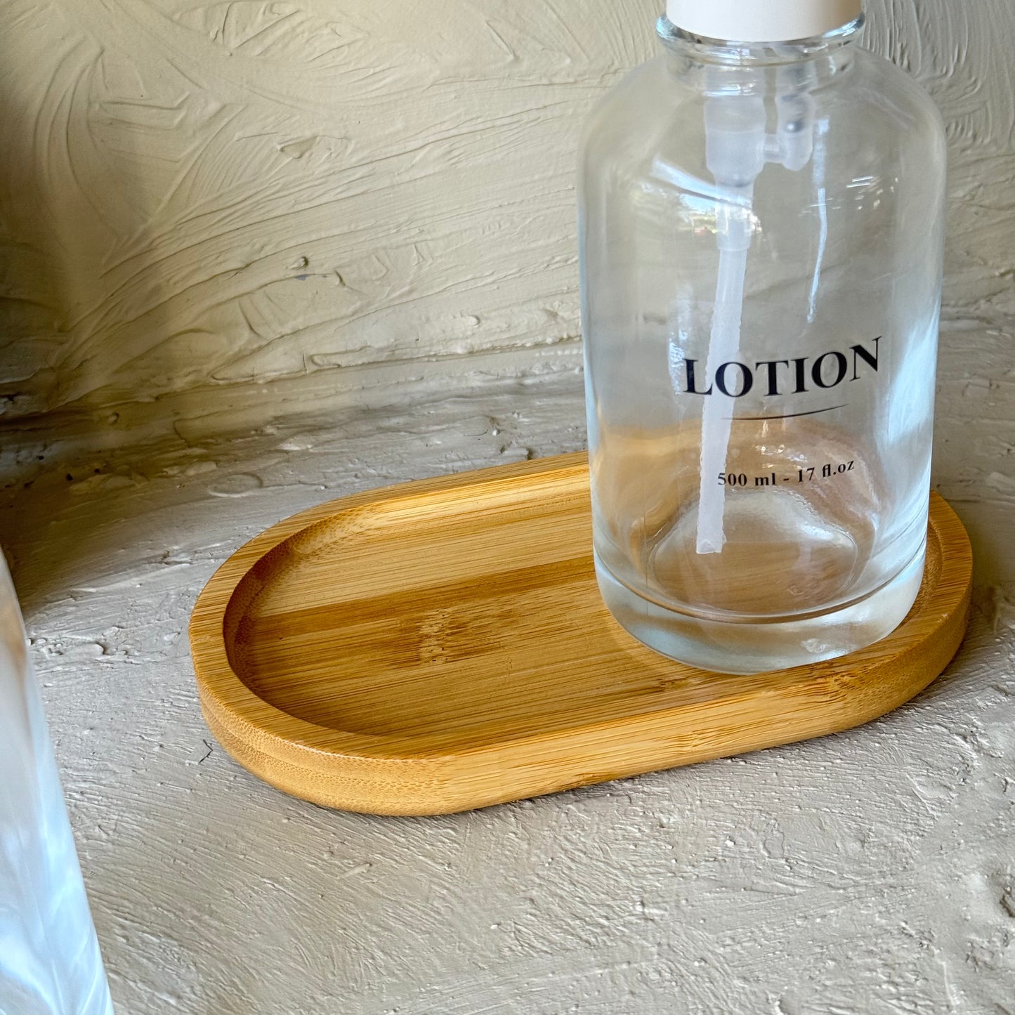 Arow Angel Model Yuvarlak Bambu Oval Standlı İkili Sıvı Sabunluk Seti Krem KOD:1016