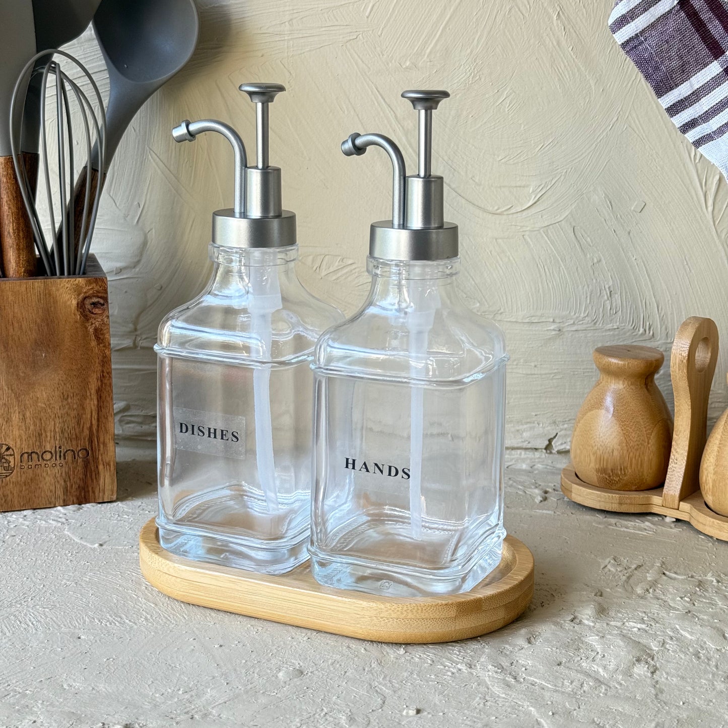 Arow Gael Model Kare Bambu Oval Standlı İkili Cam Sıvı Sabunluk Seti Gri KOD:1015