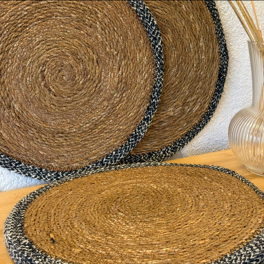 Hasır Amerikan Servisi Siyah Detaylı 6 Adet Set