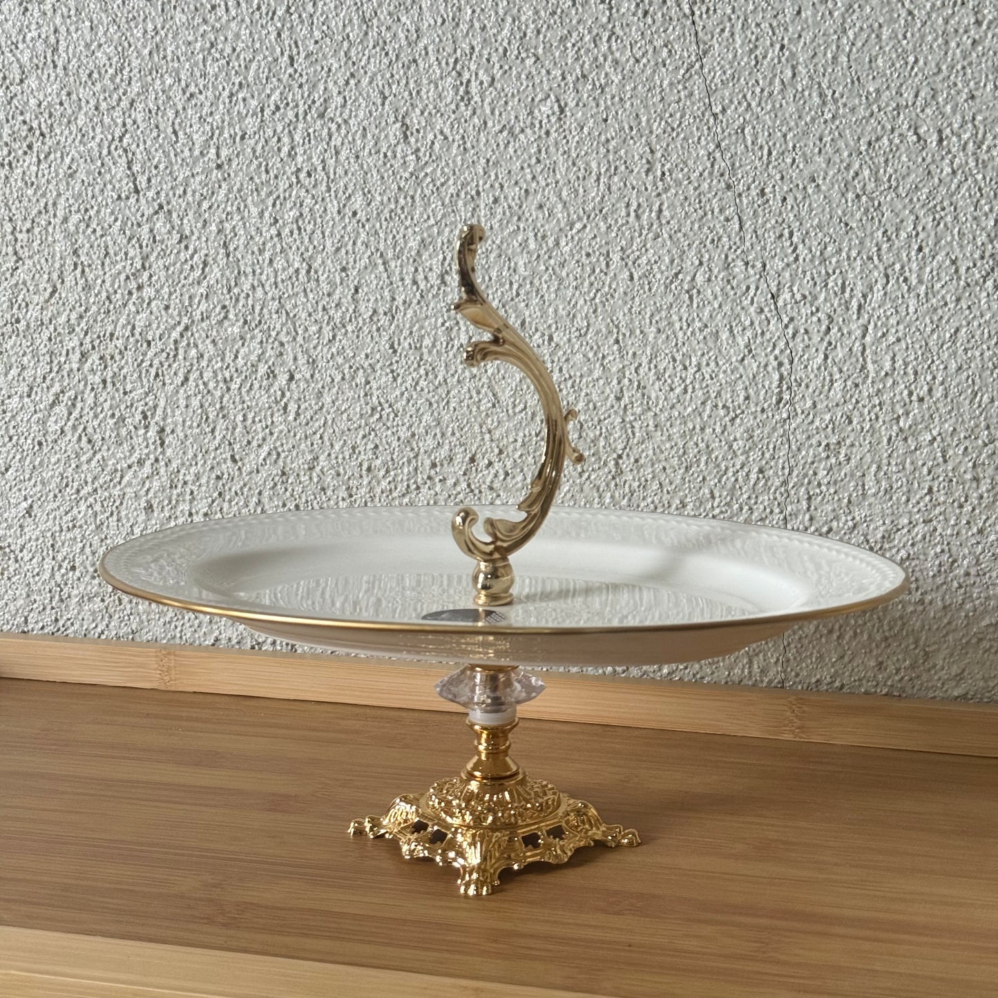 Firuze Gold Yaldızlı Porselen Oval Kayık Sunumluk Ayaklı Kod:3801 30x22 cm