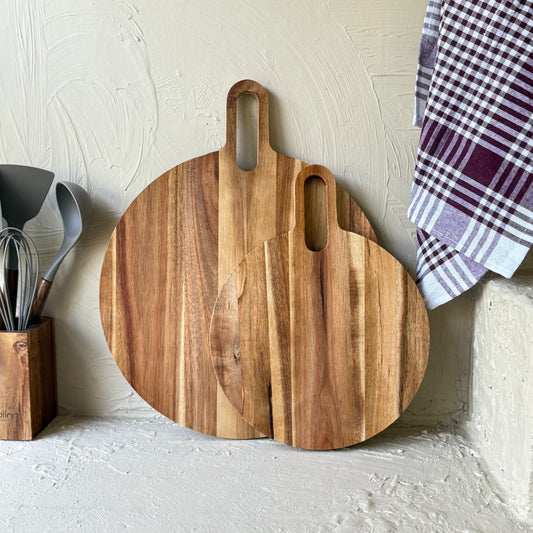 Arow Akasya Ağacı Yuvarlak Tutmalı İki Boy Kesme Tahtası KOD:0916-17