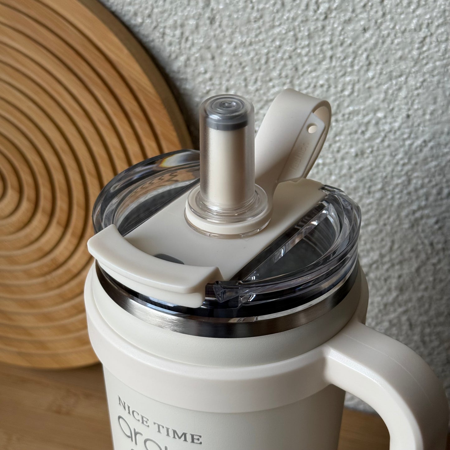 Arow Paslanmaz Çelik Tutmalı Termos Krem 1 Litre