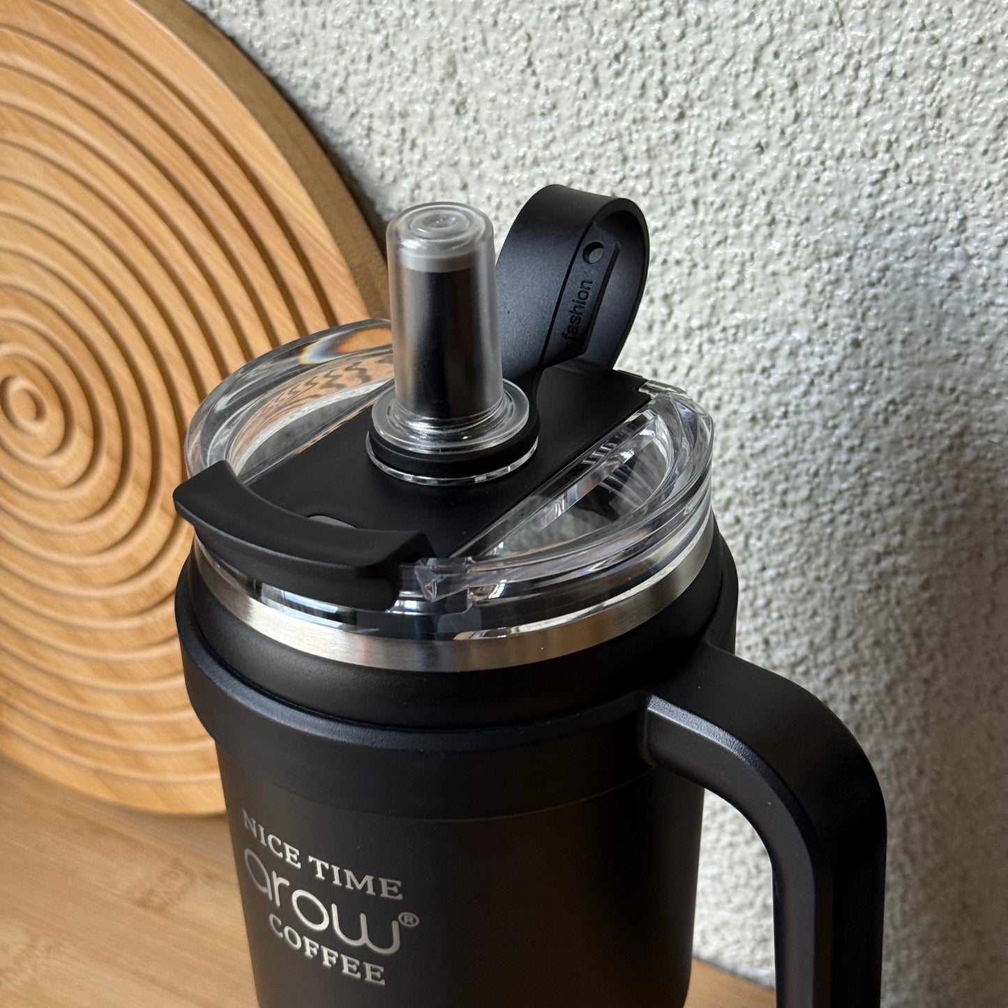 Arow Paslanmaz Çelik Tutmalı Termos Siyah 1 Litre