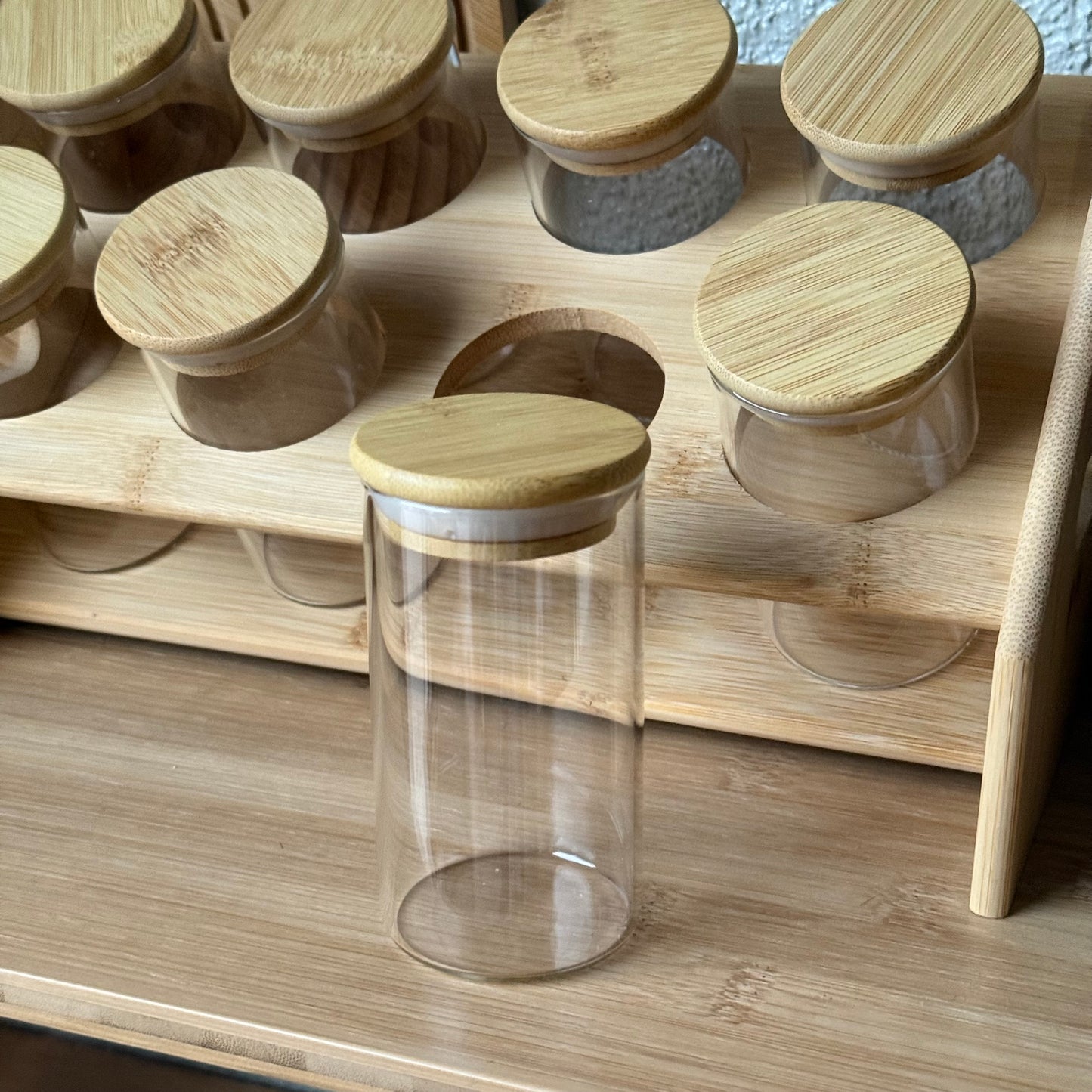 Luna Bambu Standlı 8Li Yuvarlak Baharatlık Seti